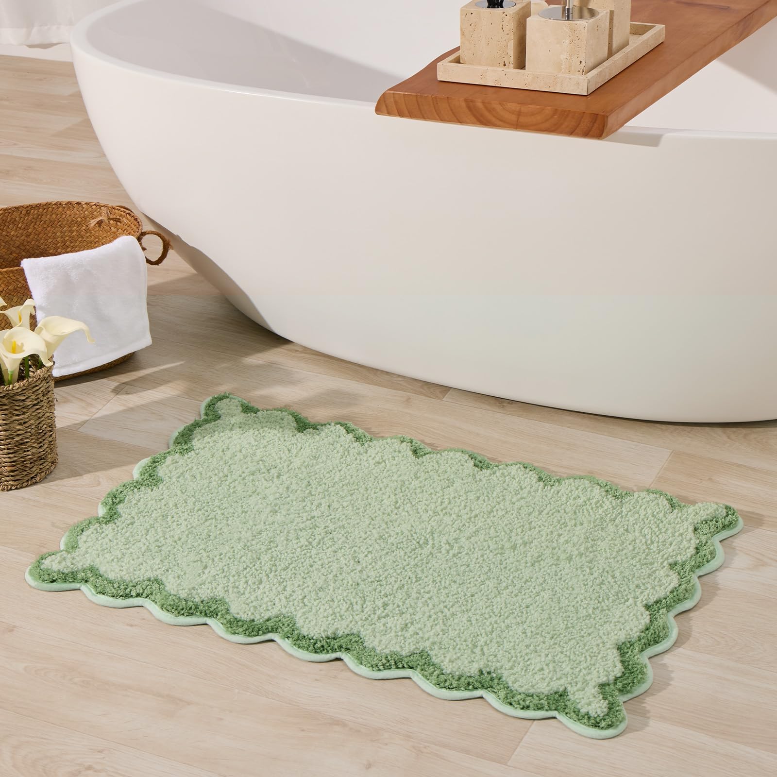 Photo 1 of ORTIGIA Cute Green Scalloped Bath Mat, Fun Plush Microfiber Scallop Bathroom Rugs Non Slip Washable Quick Dry Absorbent, Bathmat Bath Rug Carpet for Shower Stall Vanities Kitchen Floor Entrance, 20x32