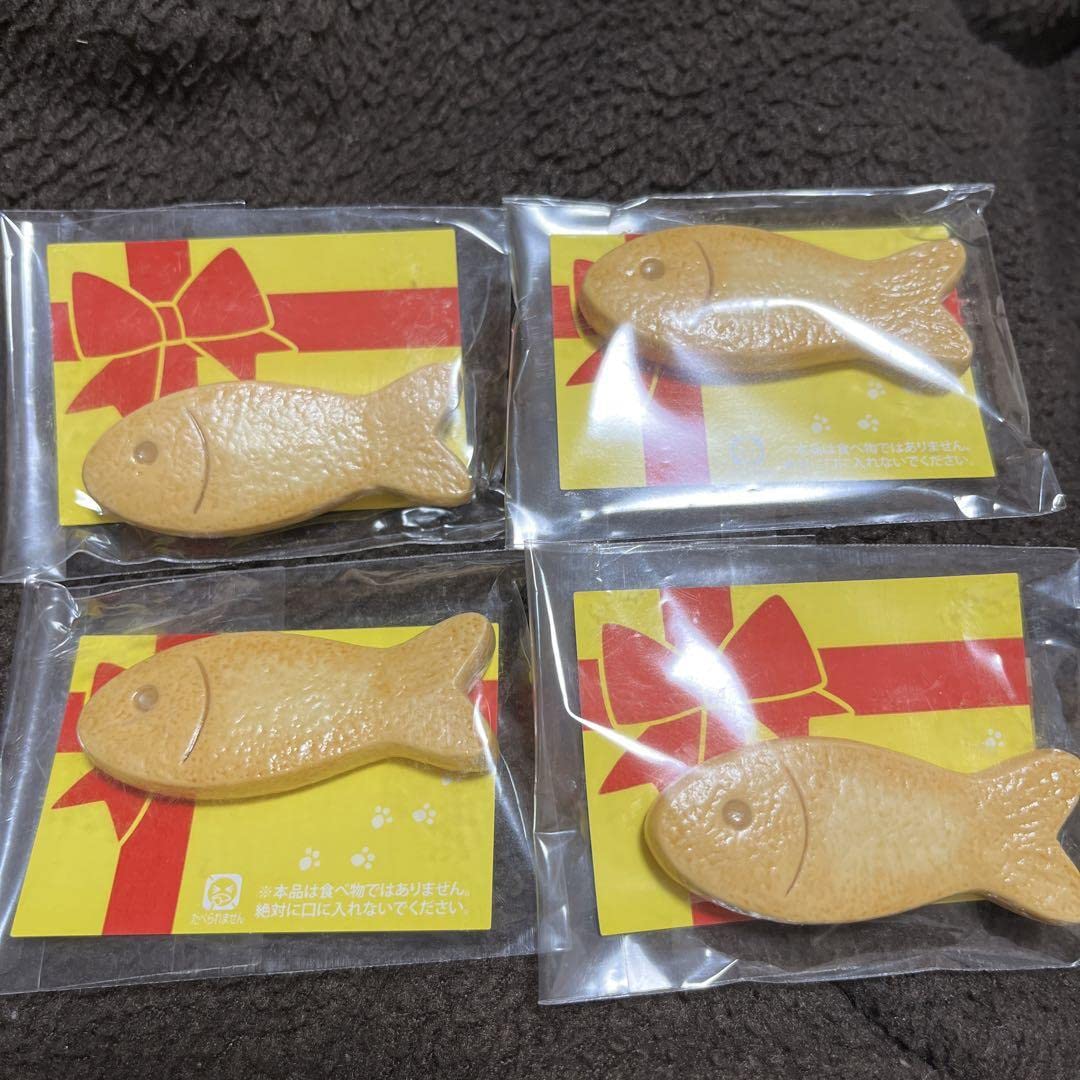 猫の恩返し　ランチョンマット　お魚クッキー　箸置き　2点セット　完売品 Amazon.co.jp: 猫の恩返し カトラリーレスト おさかなのクッキー 4個