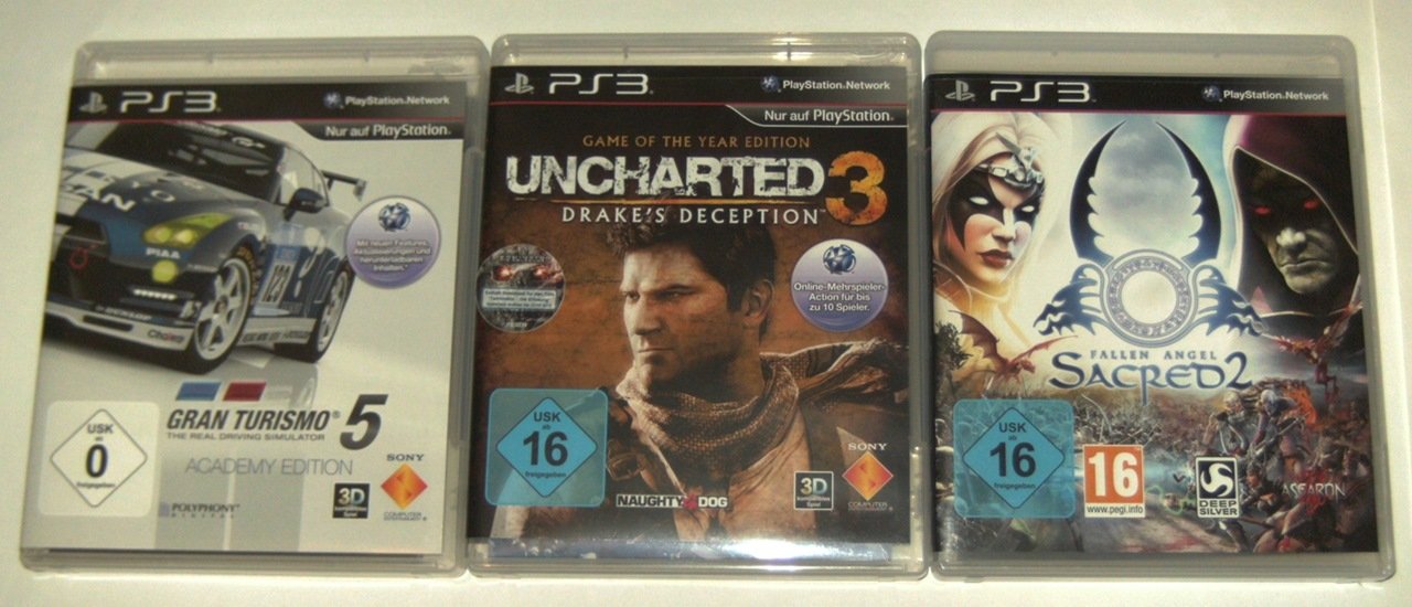 PS3 - Konsole Slim 500 GB SuperSlim + Uncharted: Drakes Deception GOTY & Gran Turismo 5: Academy Edition [Edizione: Germania]