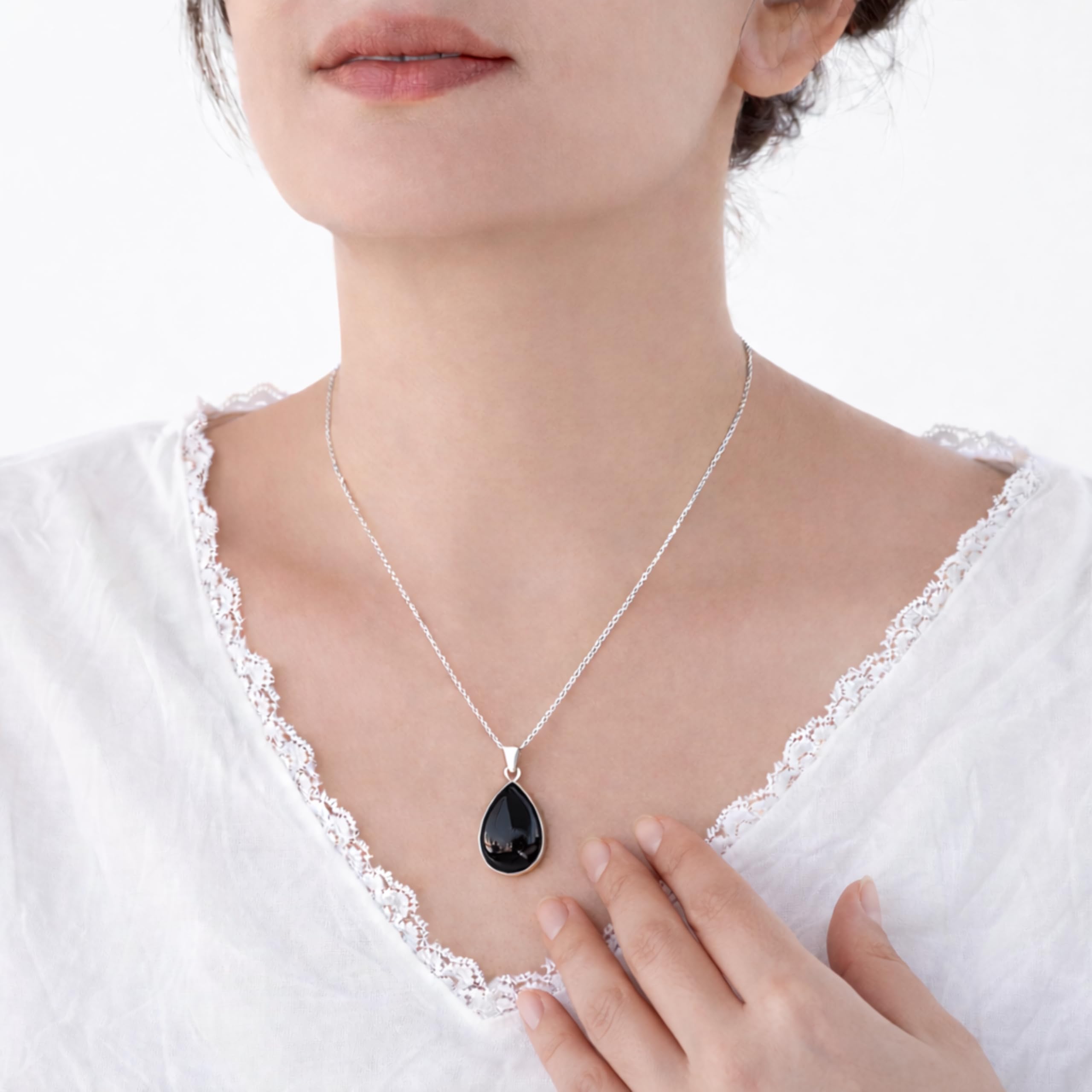 Handgefertigtes Sterling Silber 925 Schwarzer Onyx Tropfenförmiger Anhänger 18x25mm Halskette mit 45+5cm Kette