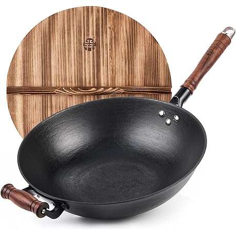 Wang Yuan Ji Flat Bottom Cast Iron Wok