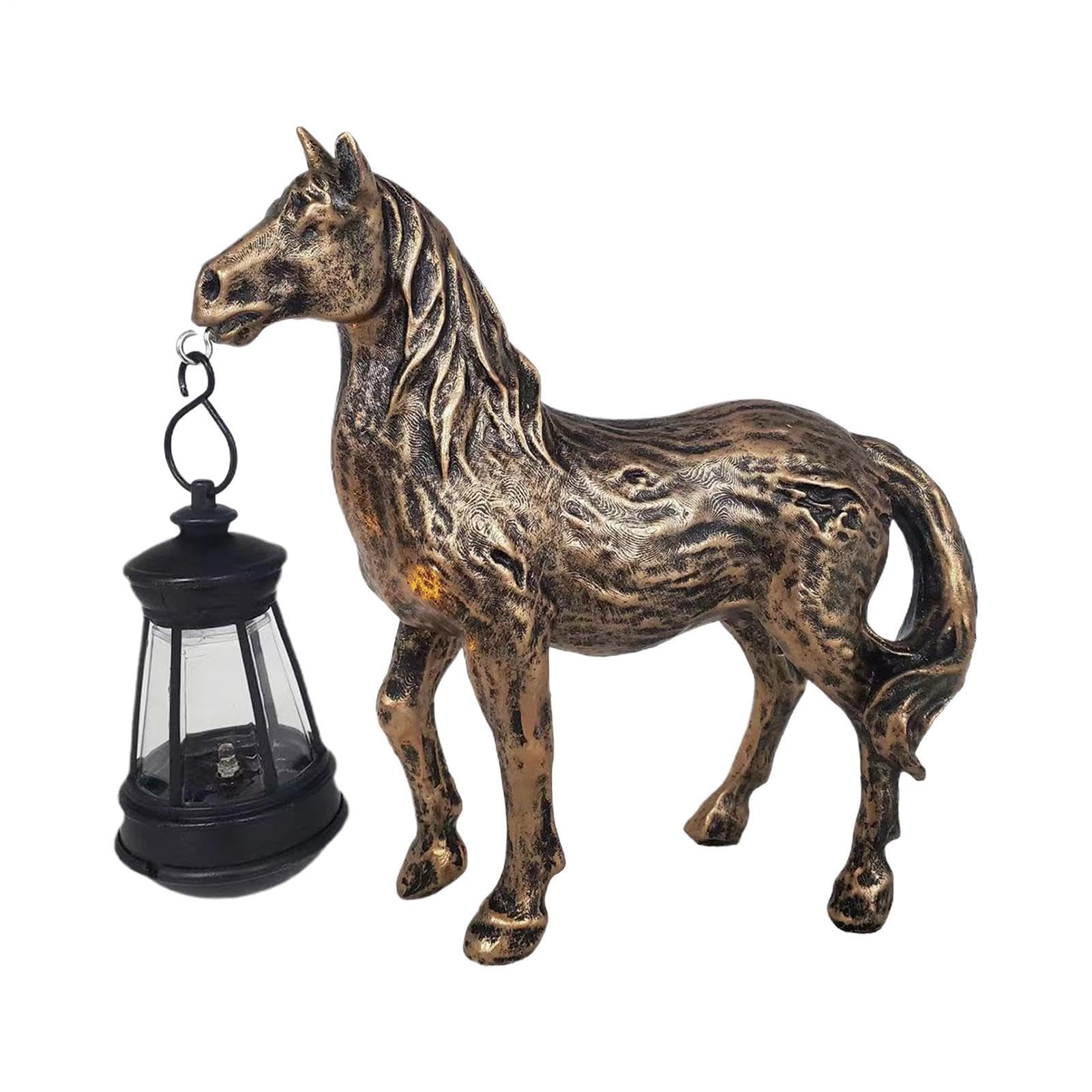 Figurines lumineuses d'extérieur pour sublimer les soirées de vacances autour de la piscine