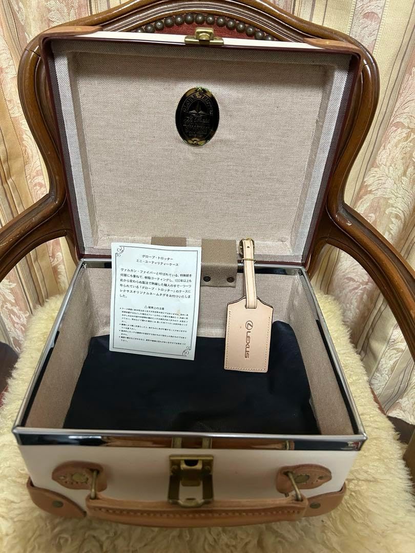 グローブトロッター ミニユーティリティーケース レクサス グローブ