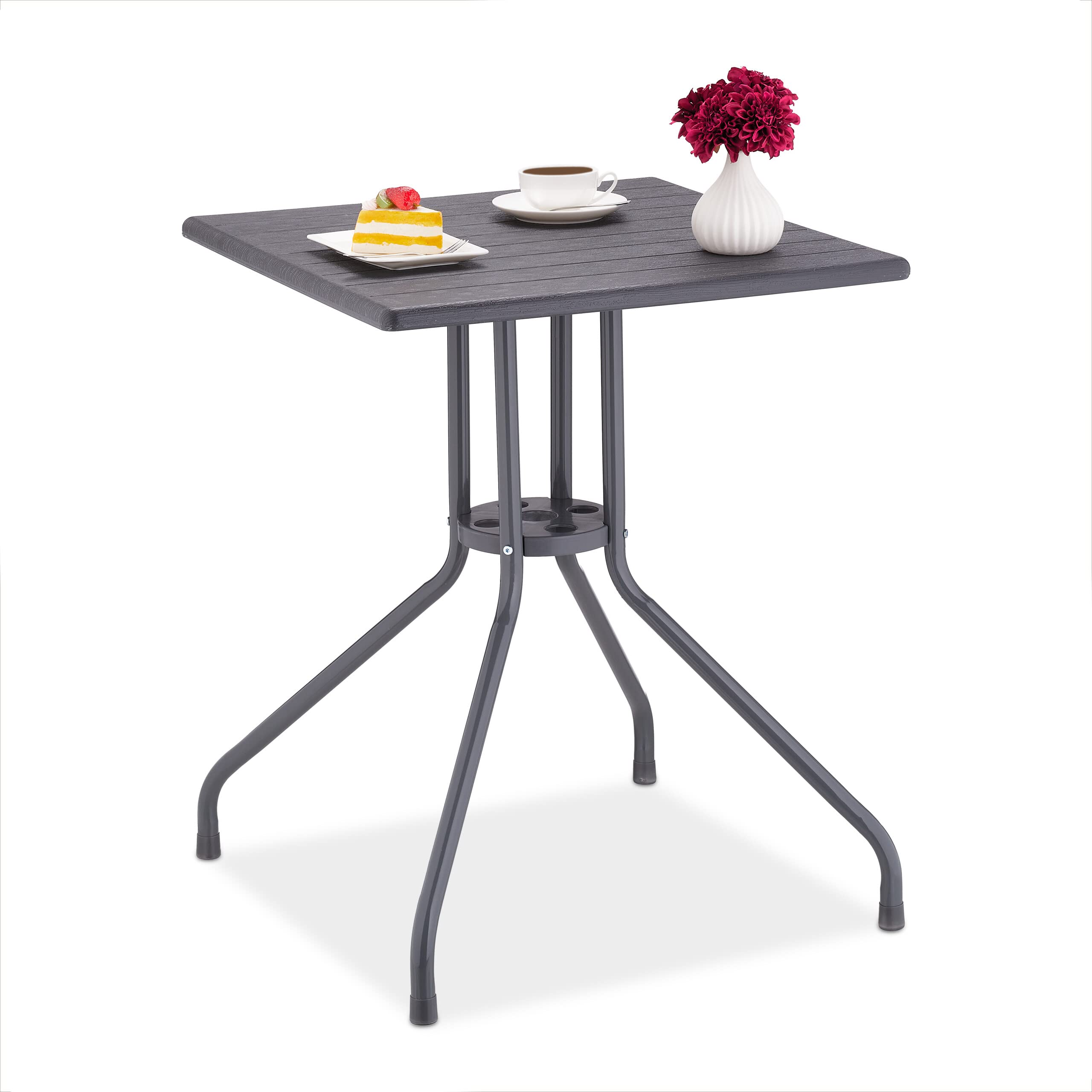 Table de jardin carrée grise aspect bois, idéale pour un petit déjeuner sur le balcon