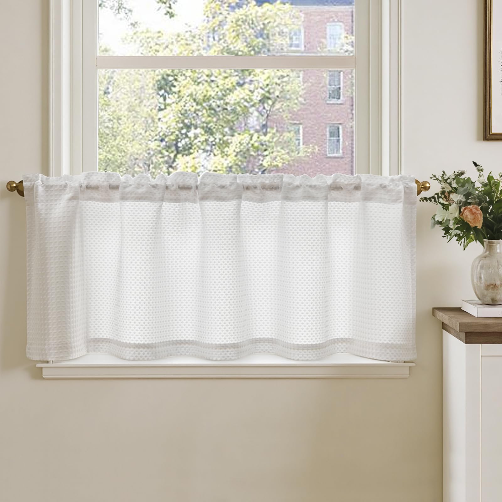 TOPICK Blickdicht Scheibengardinen Küche Weiß Bistrogardine mit Tunnelzug Gardinen mit Waffel Muster Lichtdurchlässig Küchengardinen für Kleine Fenster Verdunkelung Landhaus 2er Set H45xB125 cm