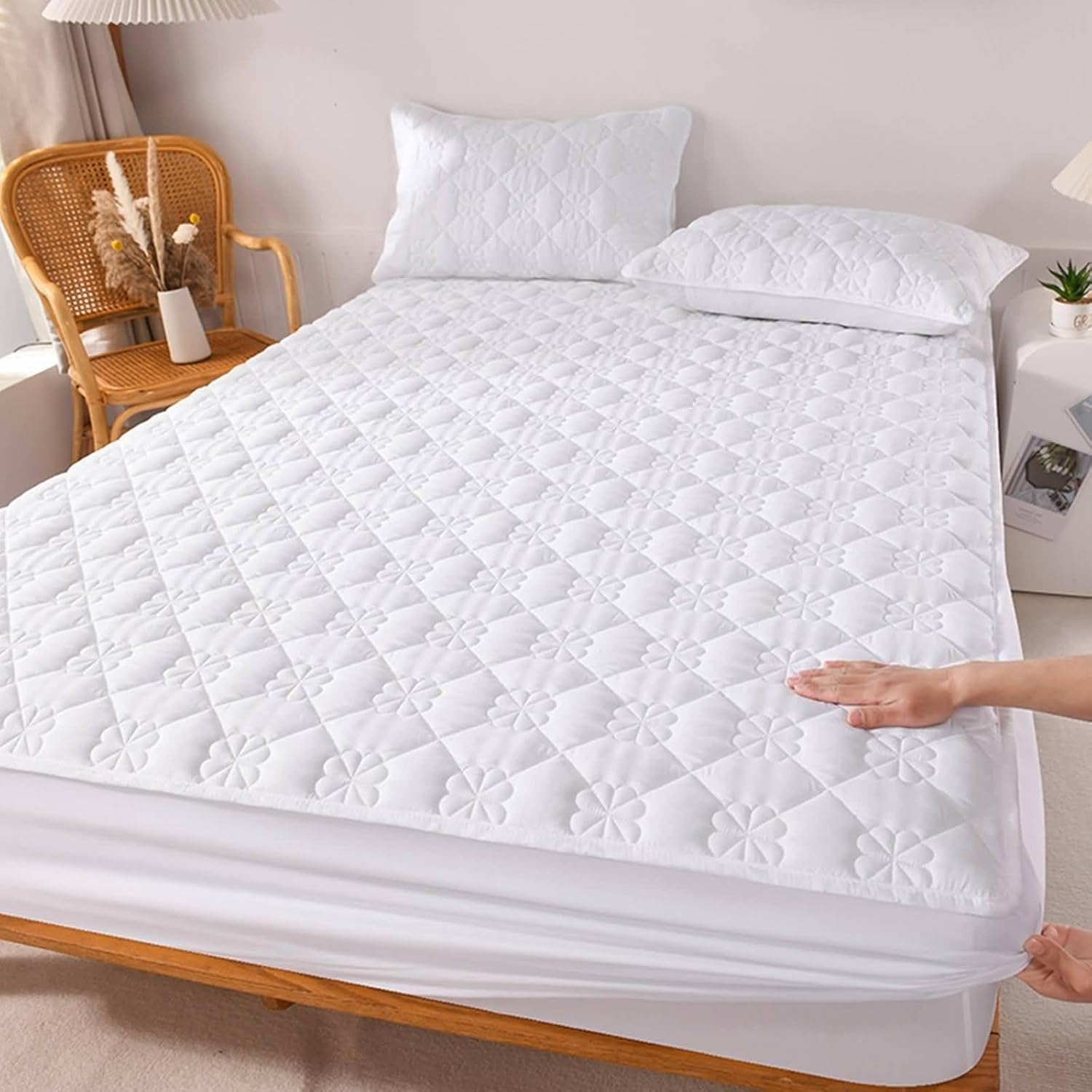 Beydodo Fitted Sheet with Deep Pocket, Bed Sheets 135x200cm Solid Green, Polyester Fitted Bed Sheets for Dorm