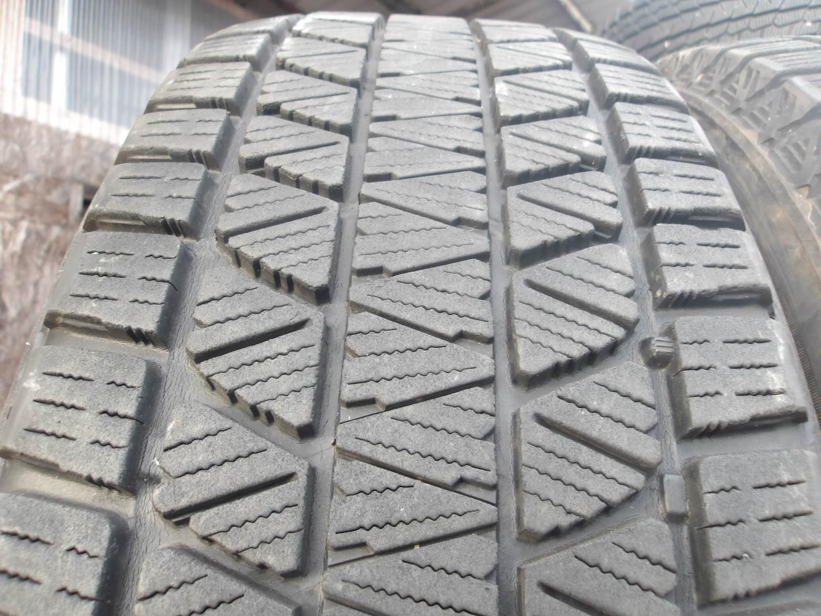 Amazon.co.jp: Q242-6 225/65R17 冬4本セット スタッドレス 102Q 225