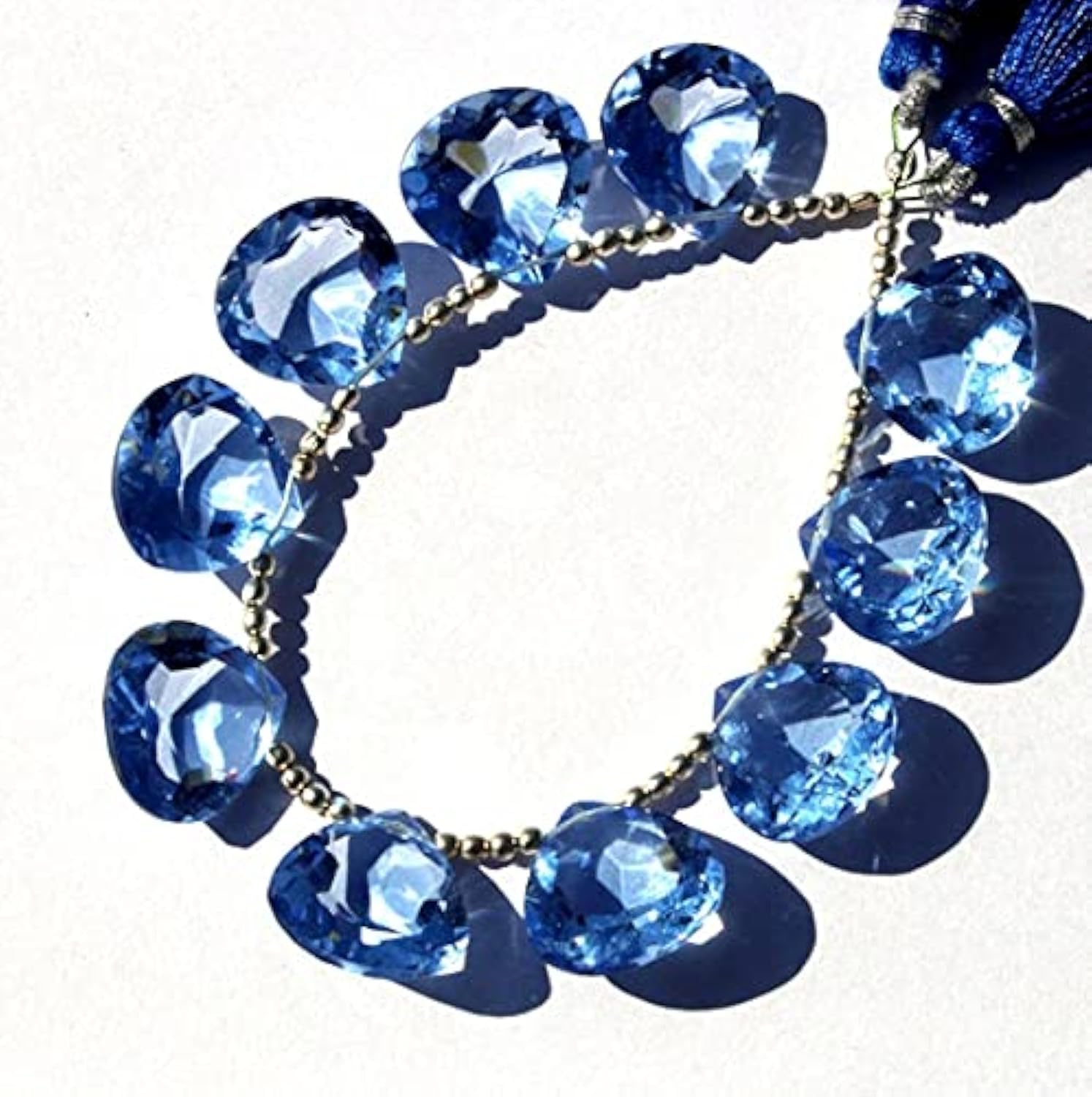 Quartz bleu facetté en coeur de 15mm pour création de bijoux