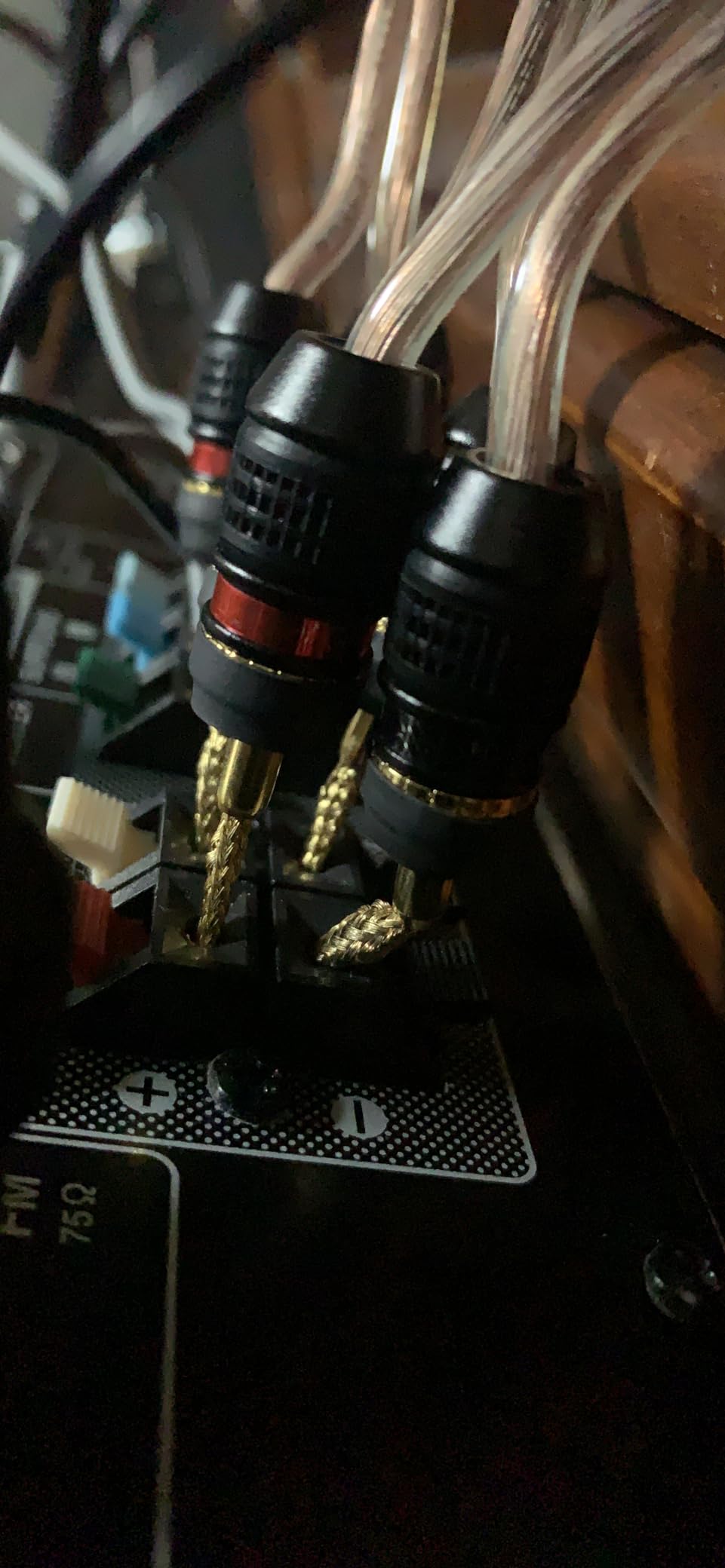 Deadbolt Flex Pin Banana Plugs for Spring Loaded Speaker Terminals, 6