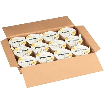 الزبادي اليوناني Chobani Vanilla ، 4 أونصة - 12 لكل حالة.