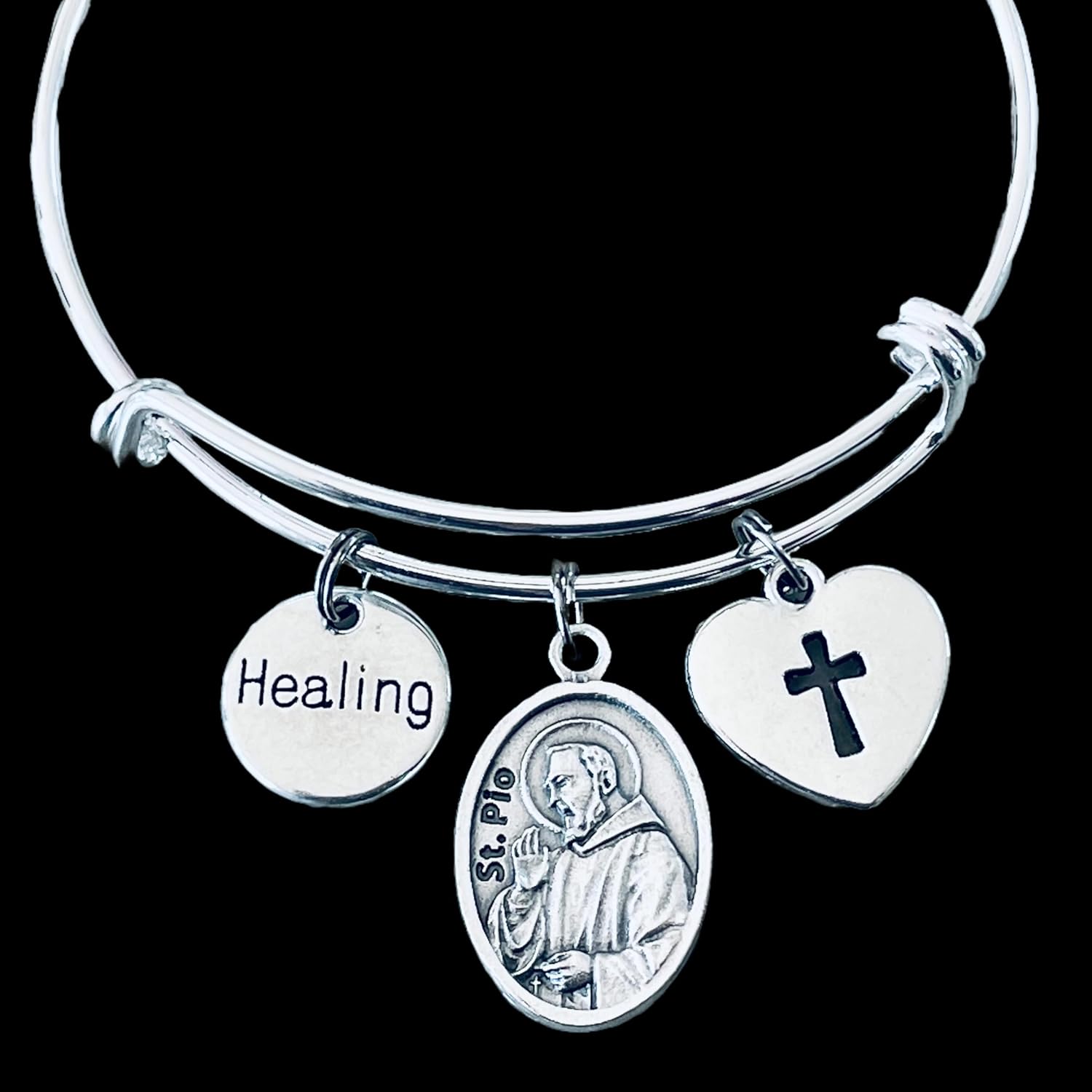 Healing Saint Pio Charm Bracelet – Silver Expandable Bangle – St. Pio Medal Patron Saint of Healing – Catholic Religious Jewelry – Adjustable Bracelet for Women – Gift for Faith & Recovery