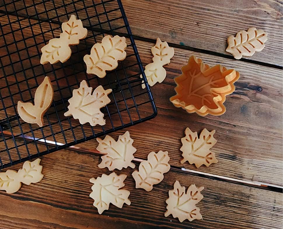 4Pcs Leaf Plunger Cutter Maple Leaf Cookie Cutter Baking Pie Crust Cutters for Thanksgiving