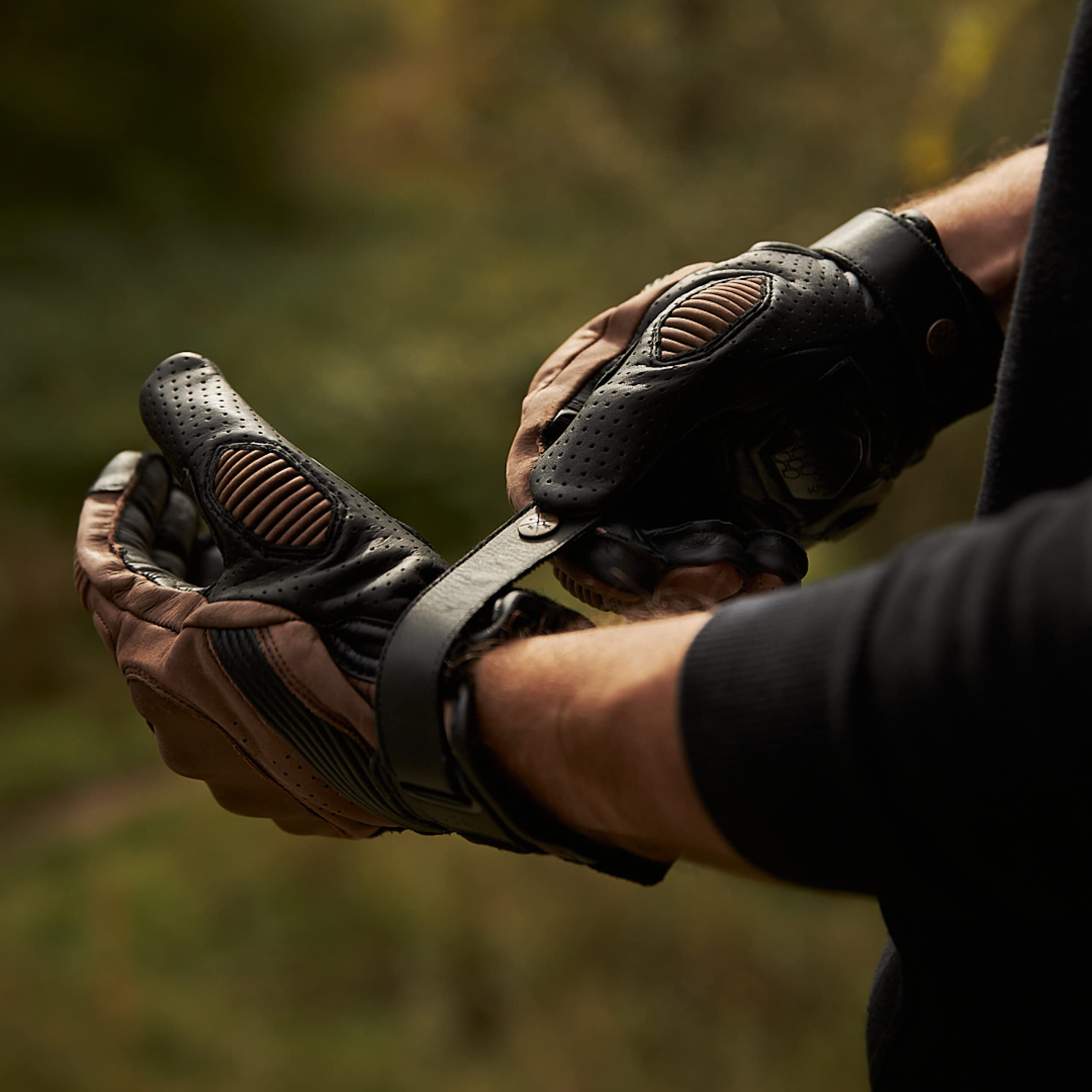 handschuhe känguruleder BROGER Ohio Motorradhandschuhe Herren | Rindsleder und Känguru Leder | Knox SPS Protektoren | Stoßabsorbierendem Schaumstoff Fahrradtasche 3in1 Wasserdichte Gepäckträgertasche Color_Black/White/Red Ausführung:Versetzte Holzablage