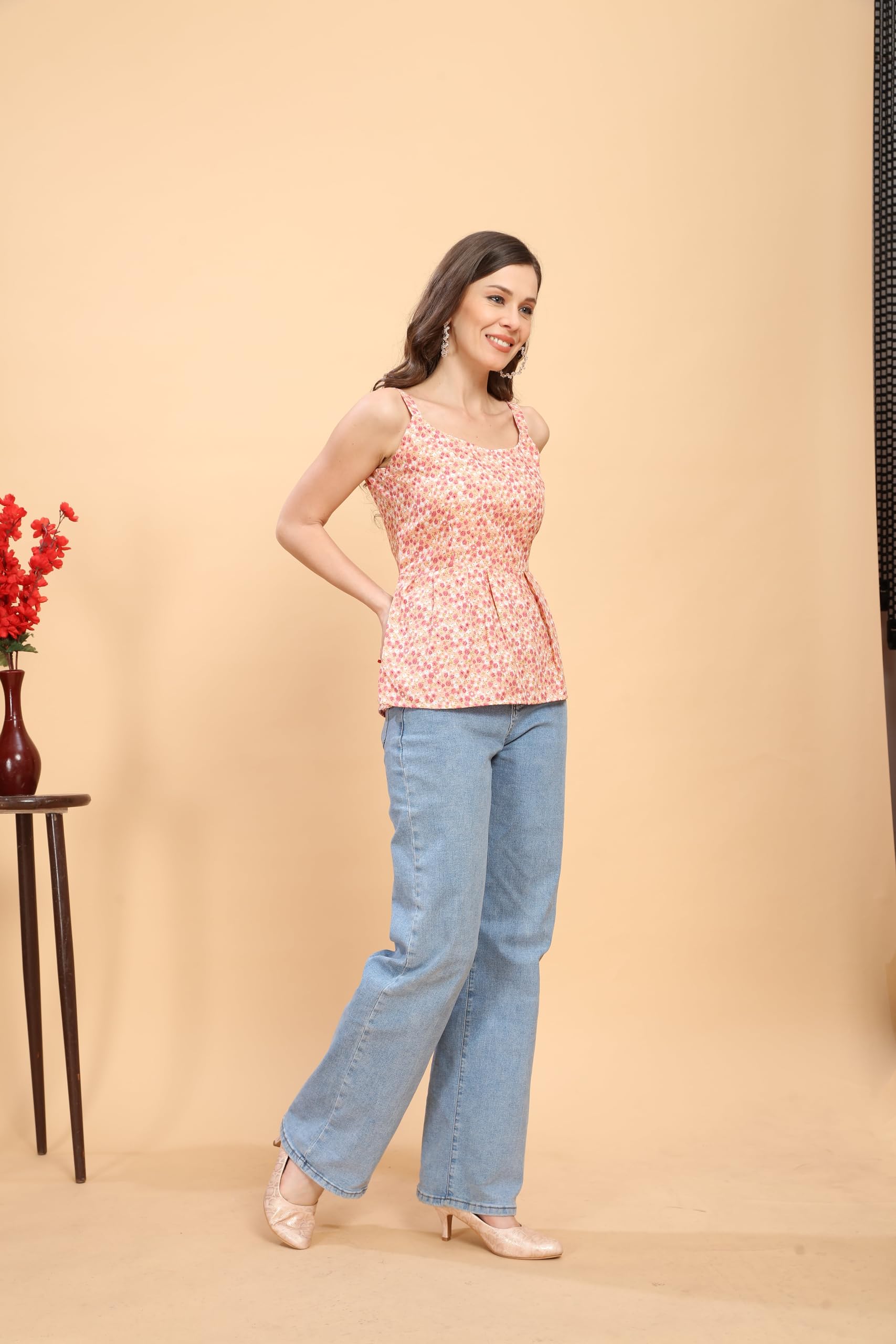 PATLANI Camiseta estampada sin mangas de rayón para mujer.