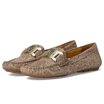 Vaneli Aiker Women
