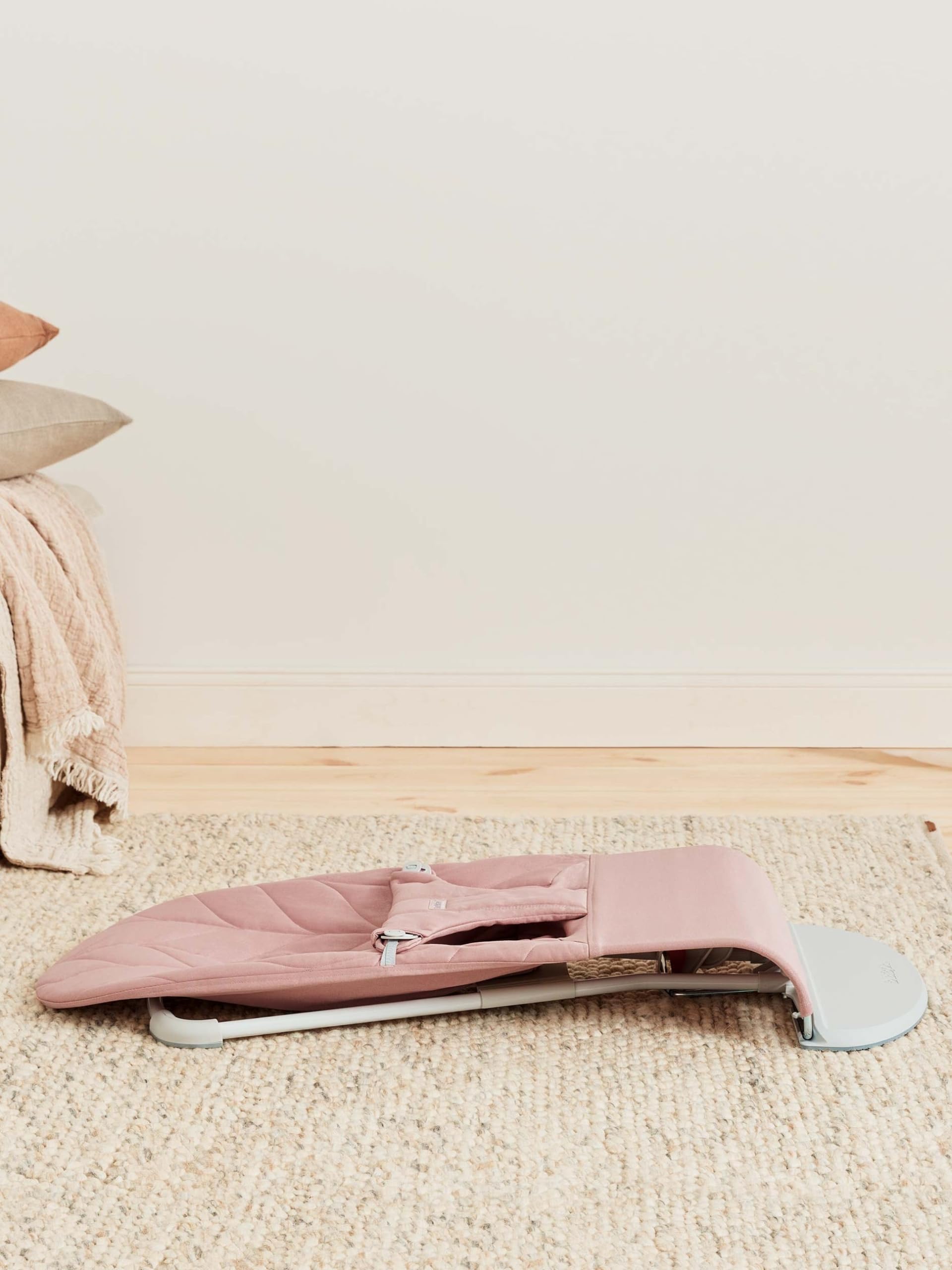BabyBjörn Transat Bliss, Tissé, Matelassage pétale, Rose poudré