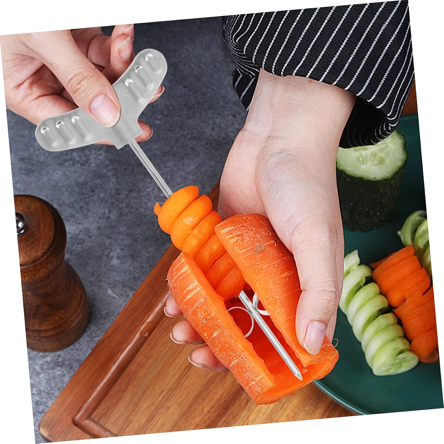 Vegetable Spiral Cutter Kitchen Gadget Stainless Steel Slicer