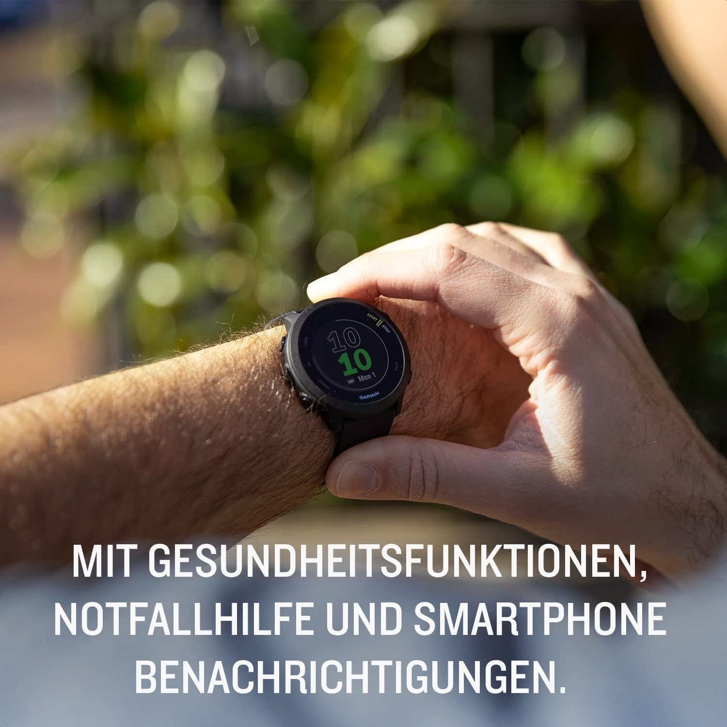 Garmin Forerunner 55 [renewed] – GPS-Laufuhr mit 1,04“ Always-On-Farbdisplay, täglichen Trainingsempfehlungen, Laufzeitprognose, über 15 Sport-Apps und bis zu 14 Tagen Akkulaufzeit [Generalüberholt]