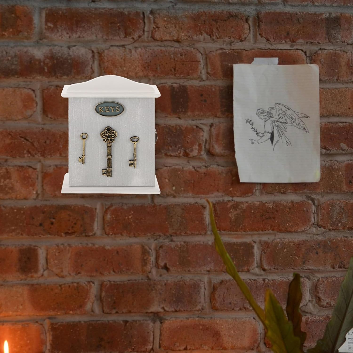 Luxshiny Wooden Key Holder Box Rustic Wall-Mounted Key Storage Organizer for Entryway and Office Creative House-Shaped Design Hooks for Living Room and Bedroom