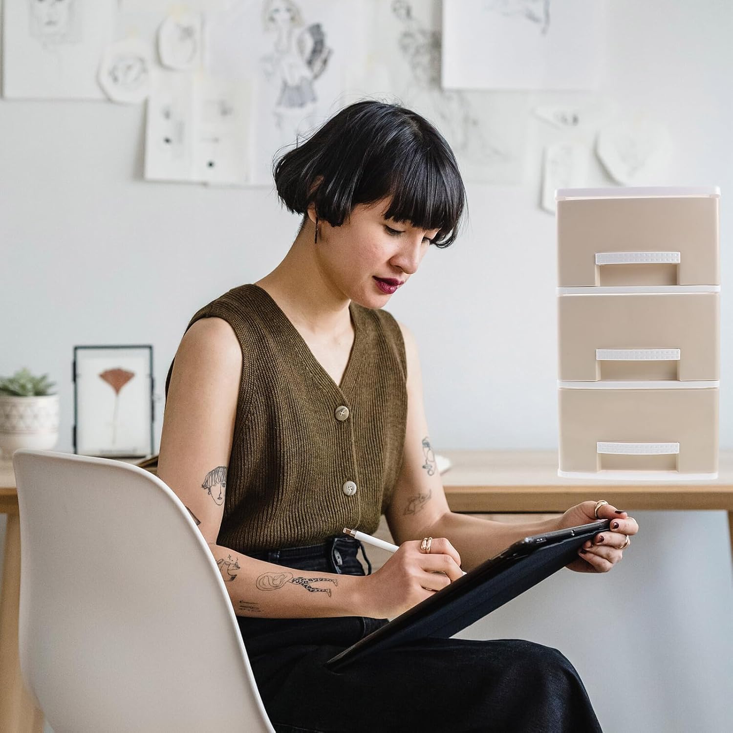 Plastic Storage Drawer Box for Desktop Multi-function Desk Organizer with Large Capacity Lightweight Plastic Office Storage Container for Files Stationery Makeup and Sundries