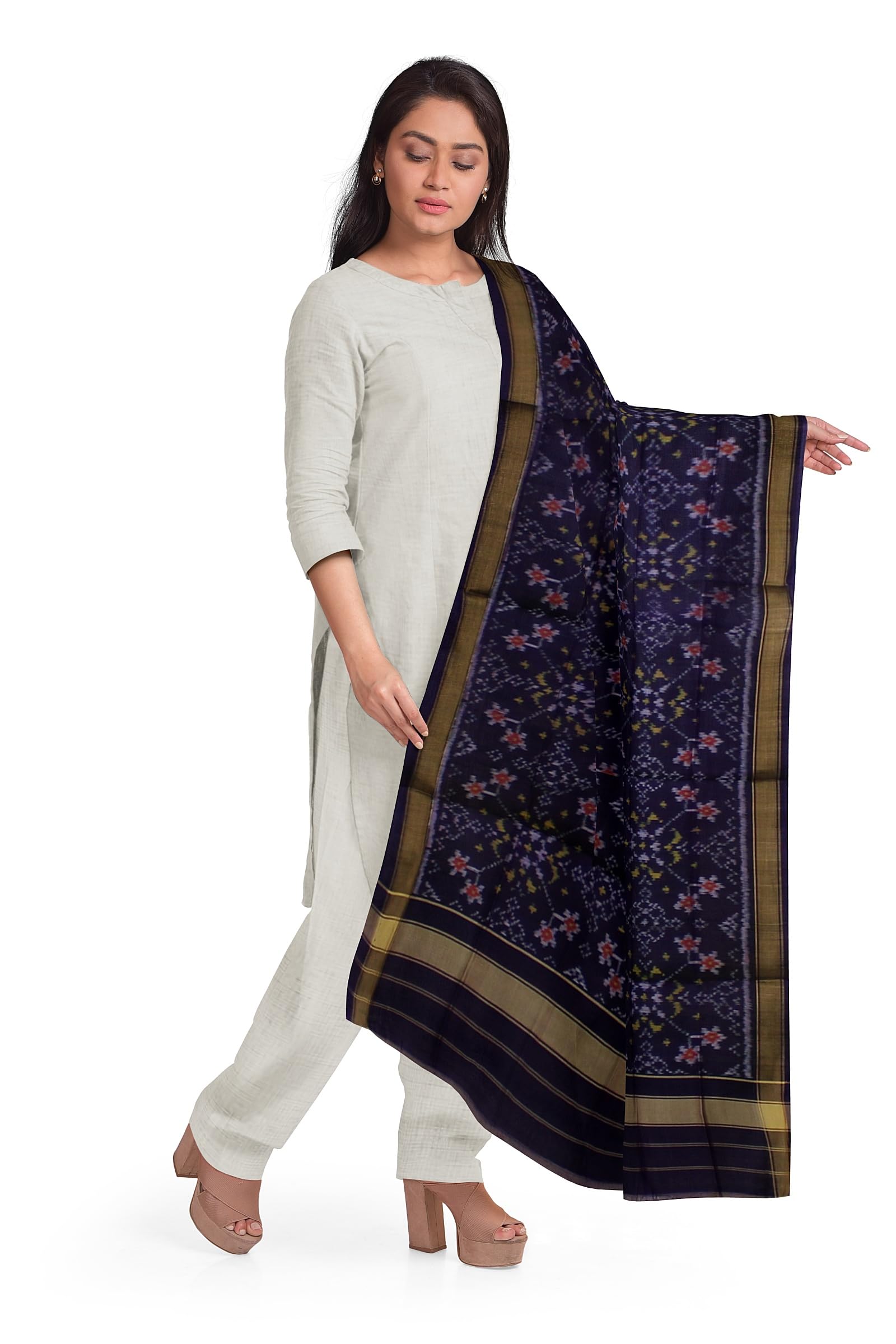 Handmade Single Ikat Patola Silk Dupatta | Traditional Patola Weave Silk Dupatta | Handloom Gujarati Dupatta for Women241-image-15