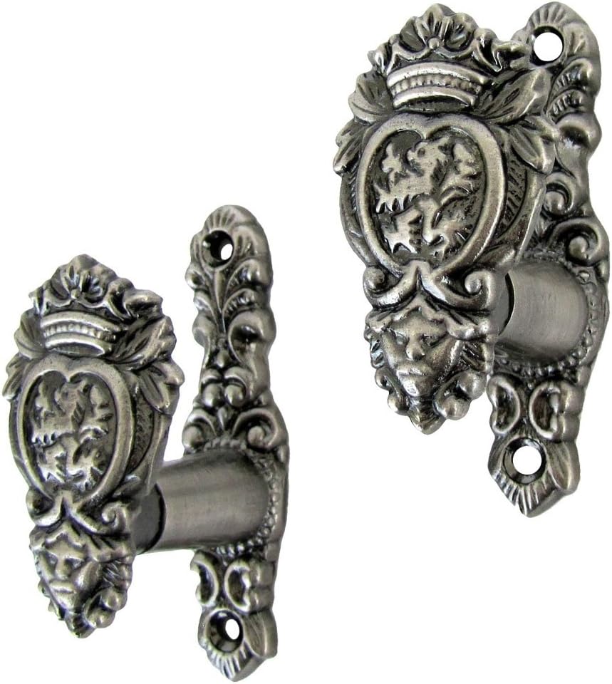 TG,LLC Treasure Gurus Medieval Lion Head Wall Mount Weapon Hooks Set