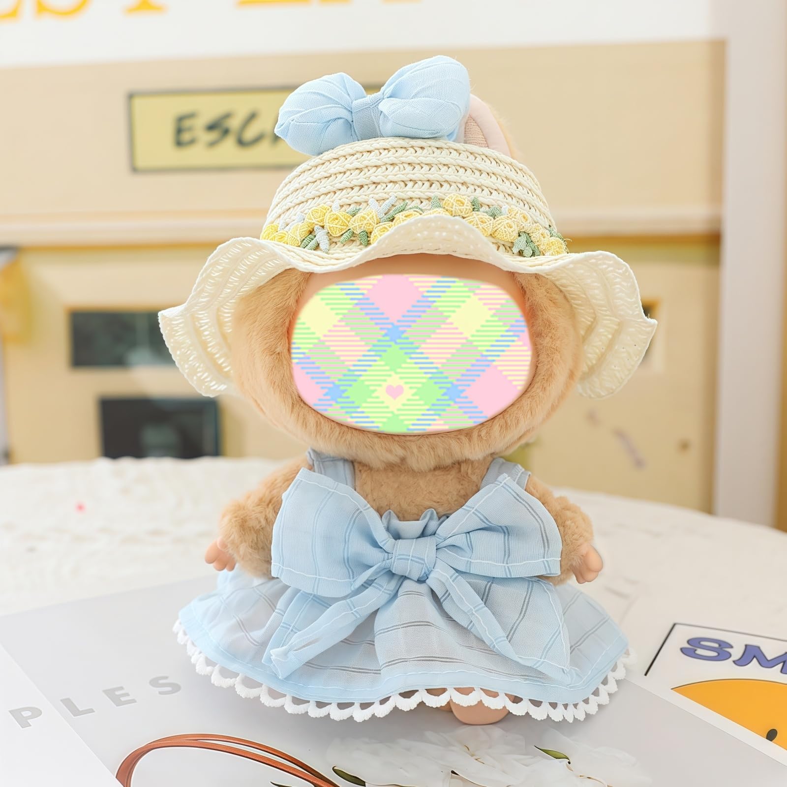 Un Ensemble De Vêtements Et Accessoires Pour Enfants. Style Dessiné