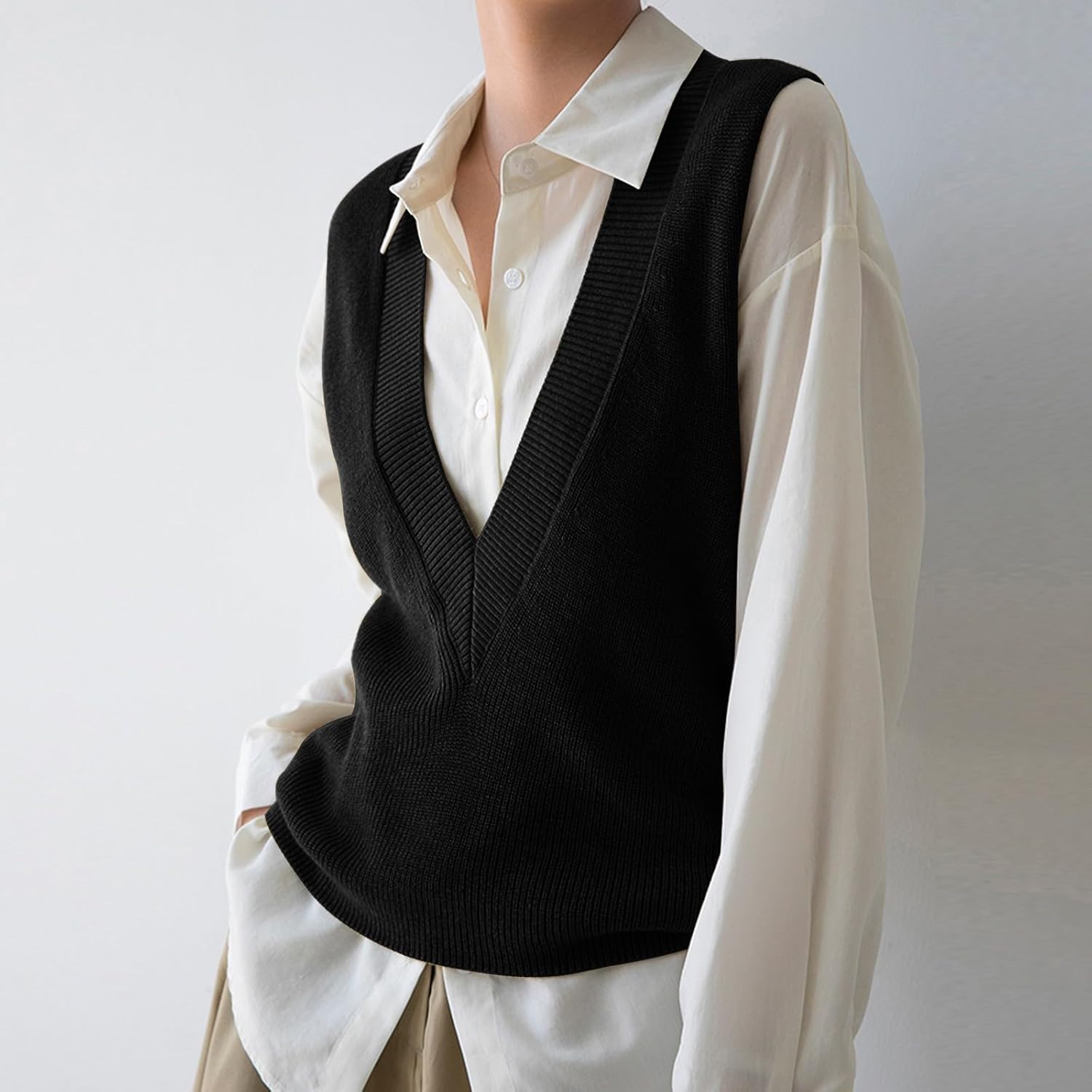 Wowcarbazole Women's Sweater Vest V Neck Pullover Knitwear Tank Top Trendy Sleeveless Sweater Fall 2025 - Image 2