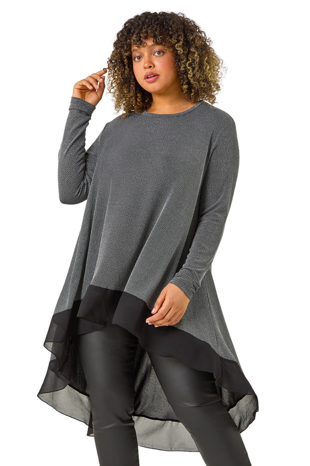 Roman Curve Women's Silver Glitter Chiffon Hem Tunic Top Size 22-24