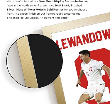 Robert Lewandowski Signed Poster Print – Poland National Team Striker Tribute Wall Art with Signature & Jersey No. 9 – Legendary Forward Memorabilia for Football Fans, A4 Poster Print (297x210mm)
