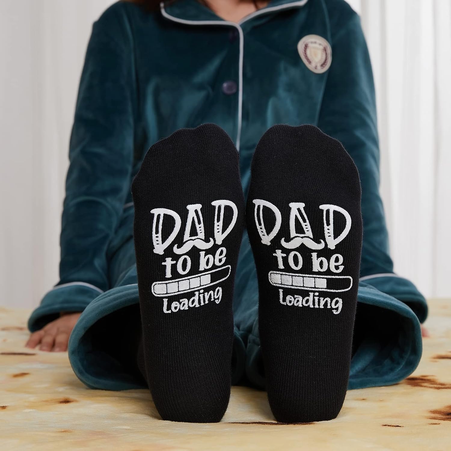 Funny Father Grandpa Daddy Father's Day Bad Pun Humor socks,Dad to Be, Loading. Please Wait - Funny socks for New Fathers - Image 2