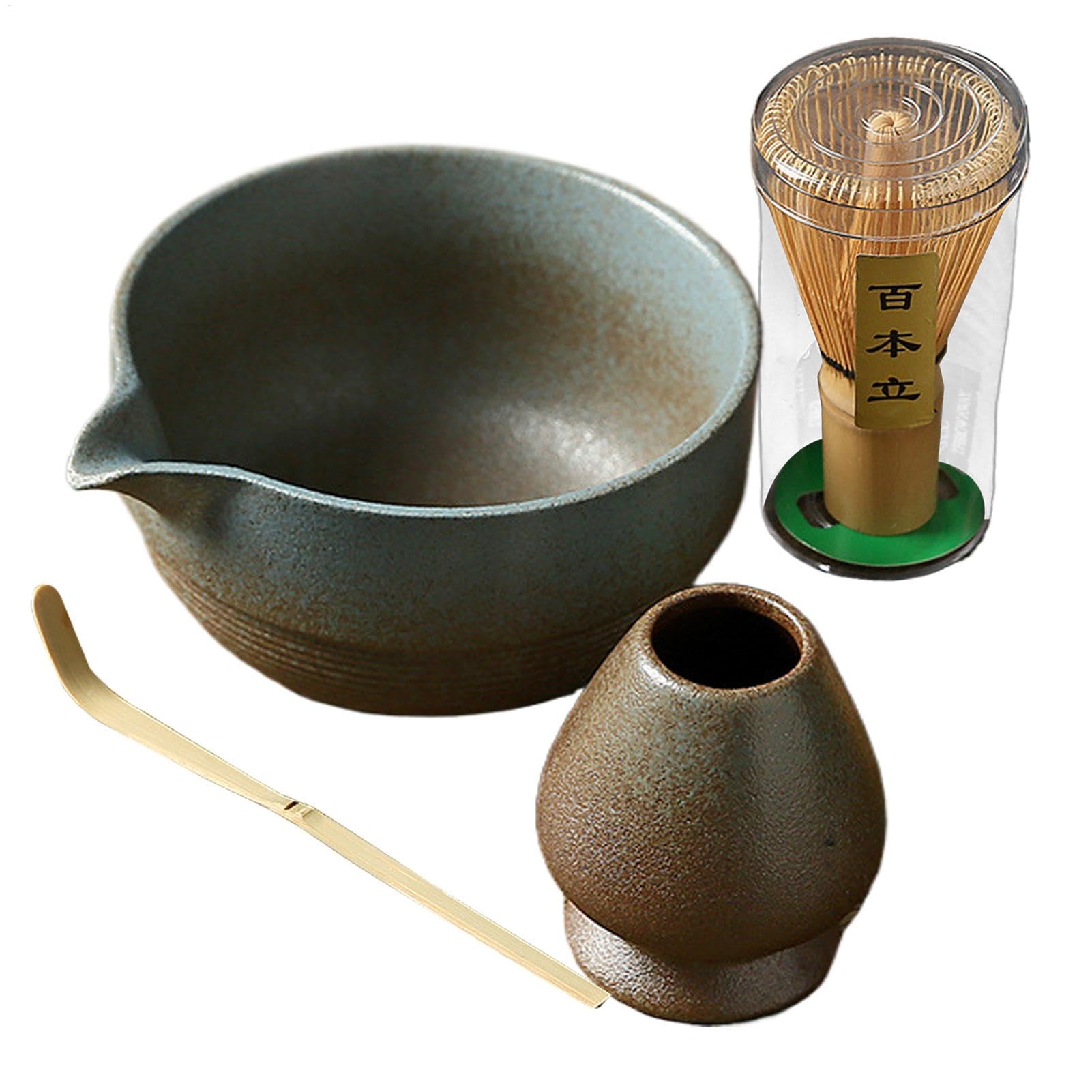 Fouet à matcha et bol traditionnel pour créer votre rituel de sérénité à la maison
