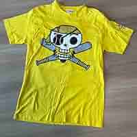 上地雄輔 直筆サイン Tシャツ 遊助 直筆サイン入り ほねぞーTシャツ 上地雄輔 - メルカリ
