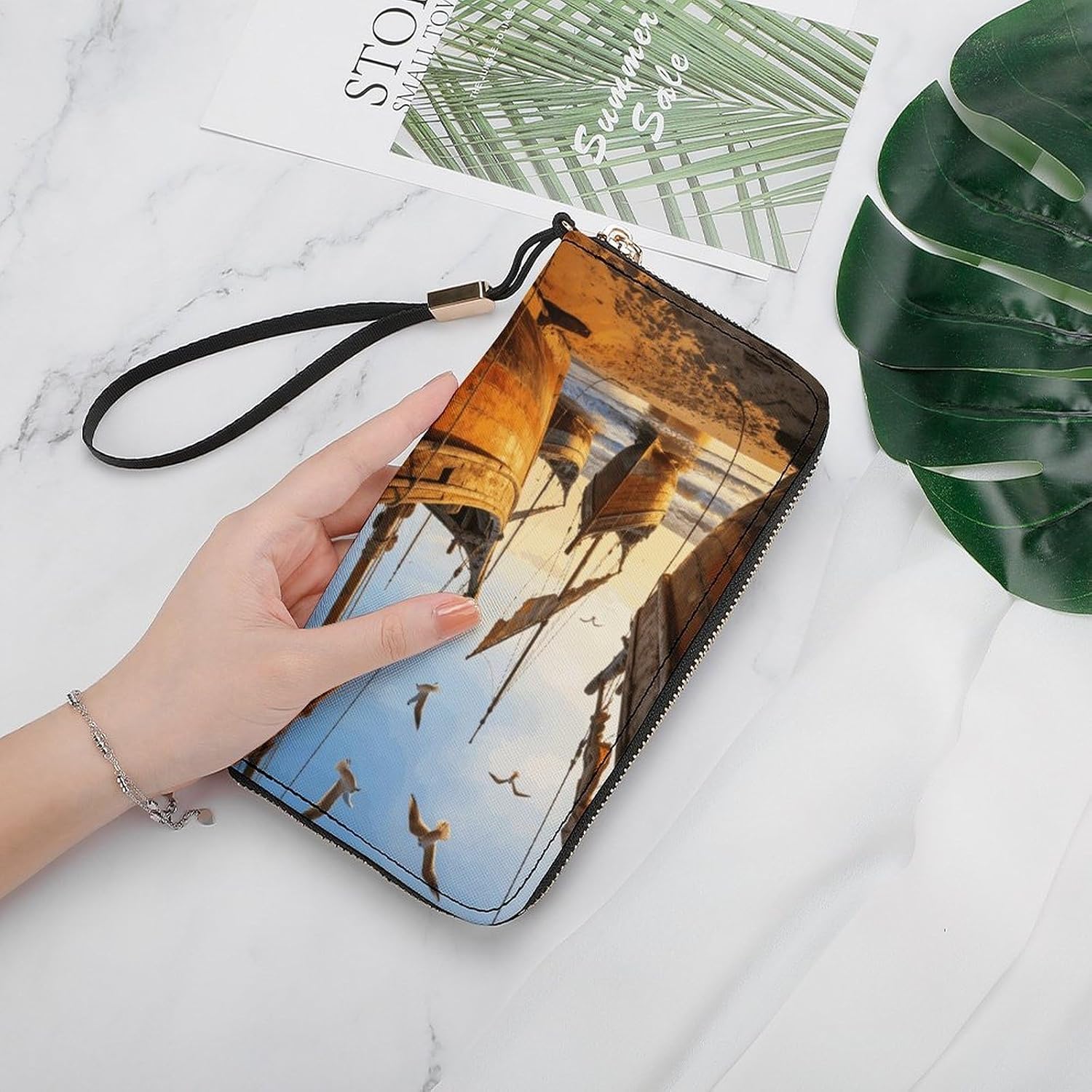 Fishing Boats on The Beach Long Ladies Wallet for Men And Women,Slim Wallet with Zipper Pocket,Travel Wallets in Gift Box