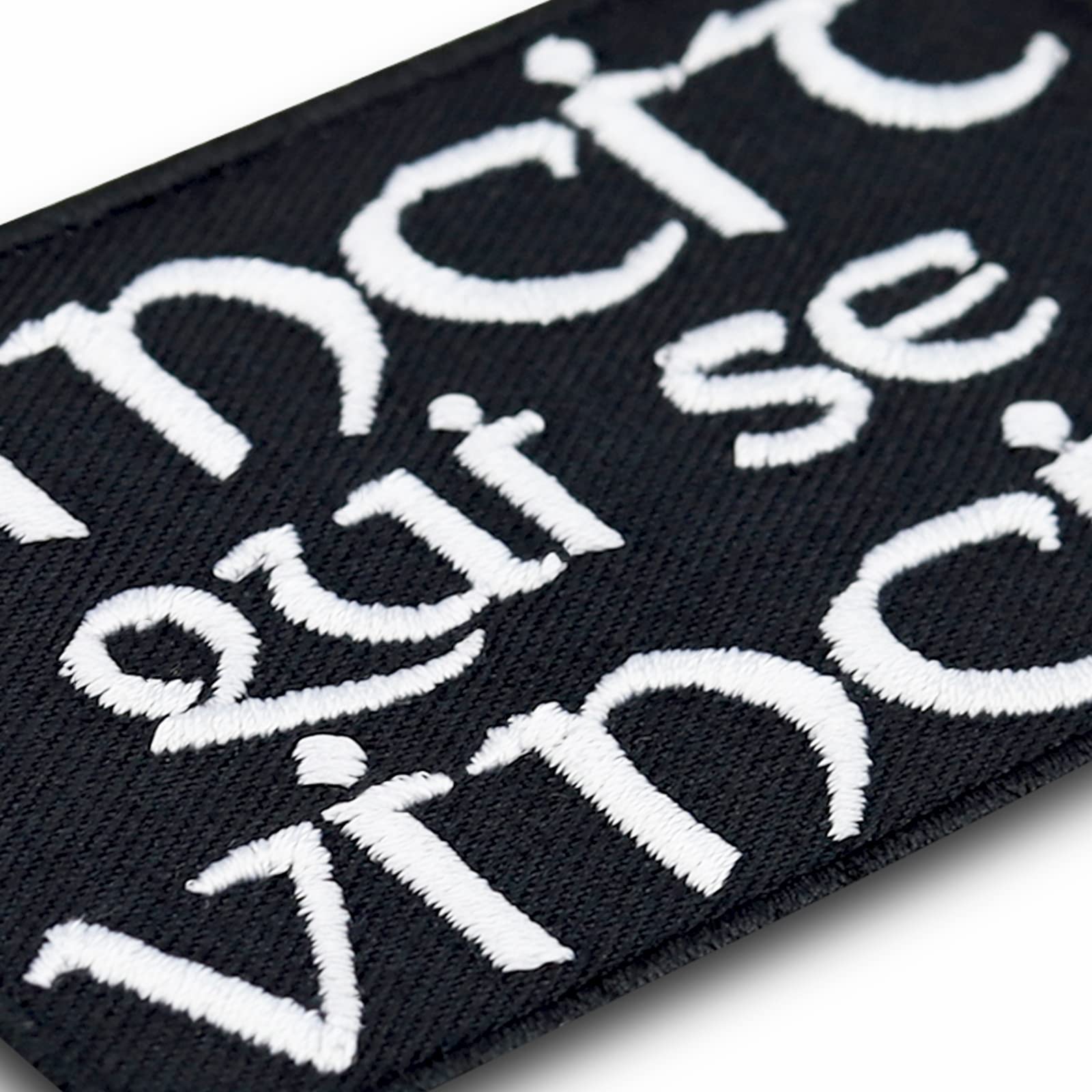 Business Iron On Sew On Patch (Vincit qui se vincit) : Amazon.ca
