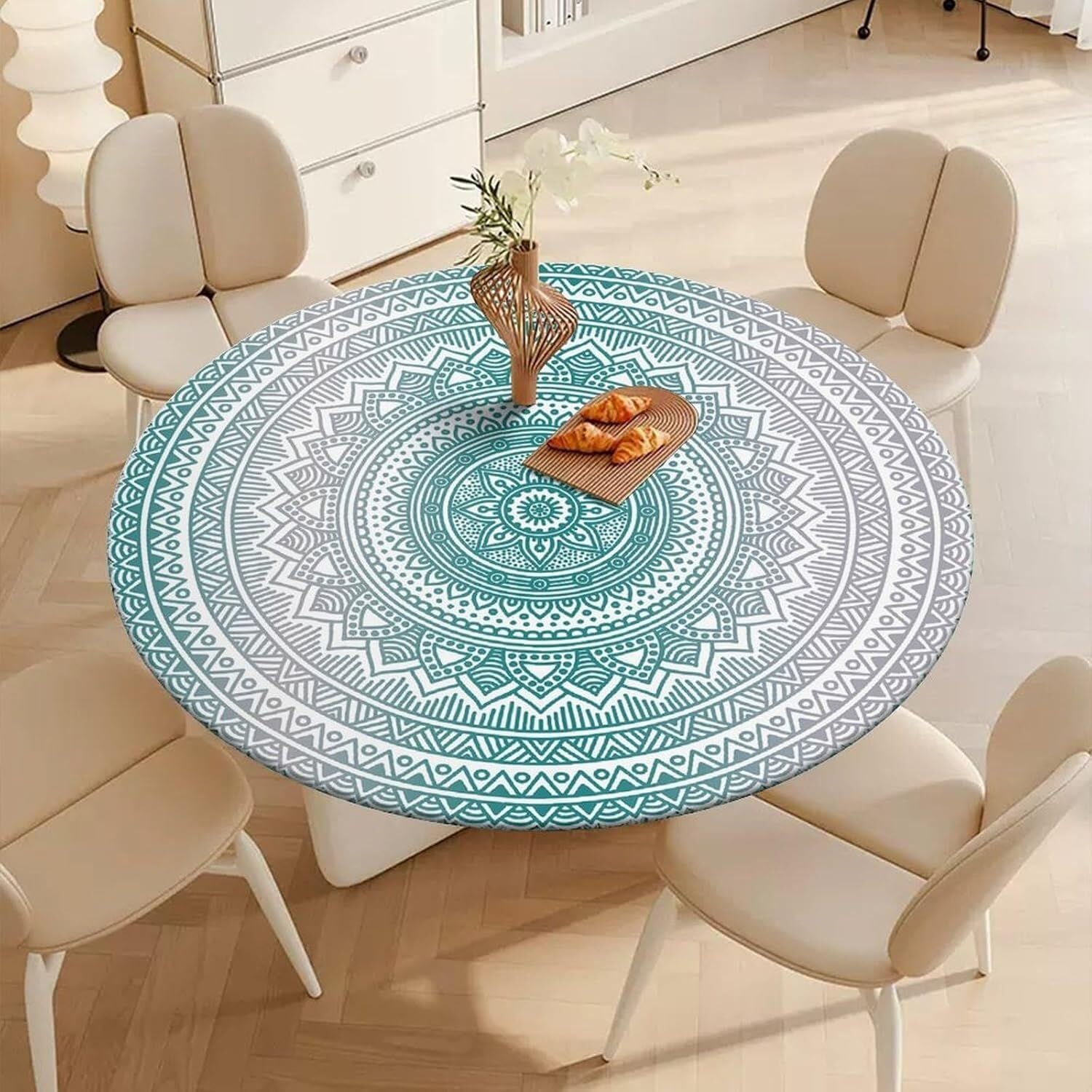 Nappe ronde pique-nique et repas de famille sur table de 112 cm en extérieur
