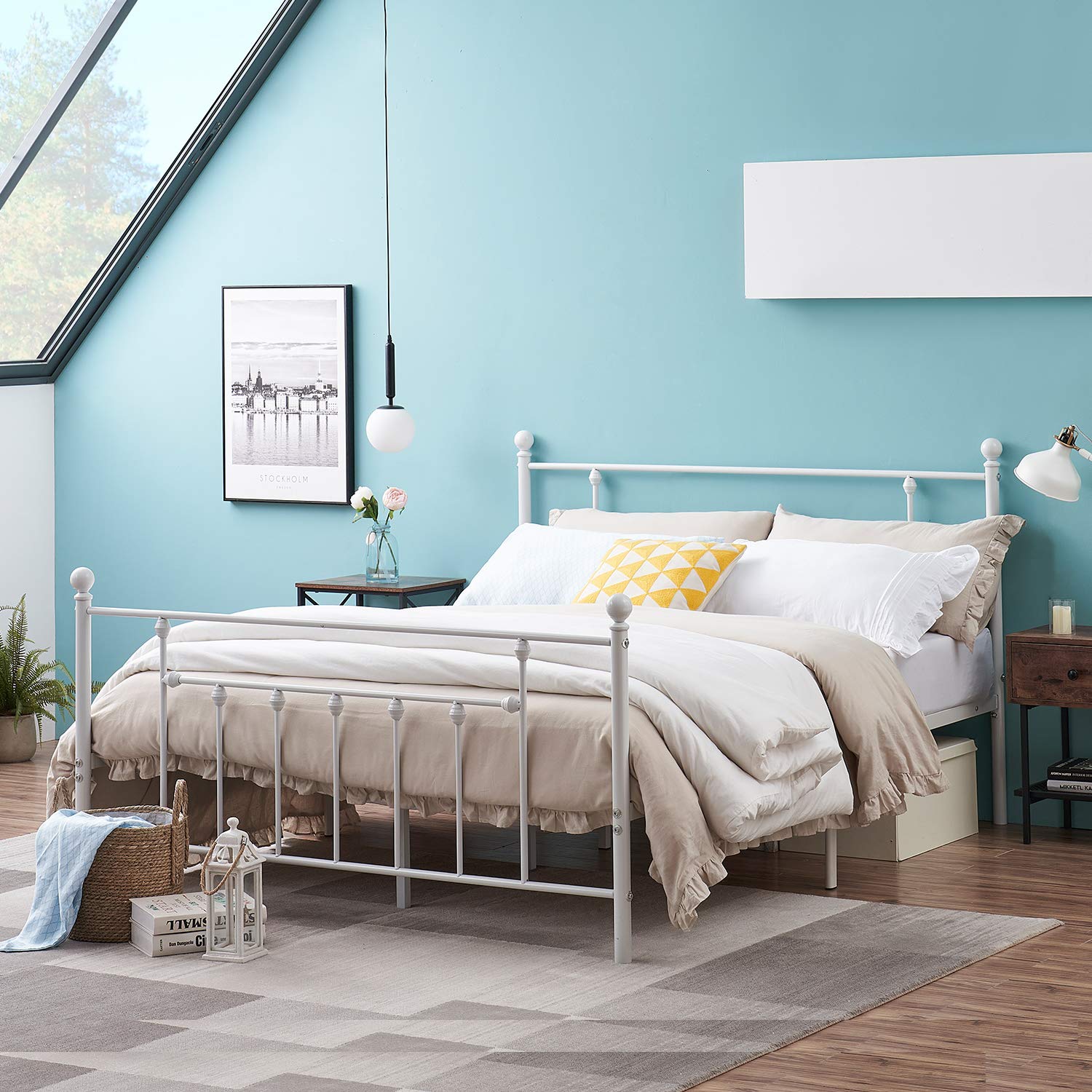 VECELO Queen Size Metal Platform Bed Frame with Headboard,No Box Spring Needed/Mattress Fundation/Victorian Vintage Style