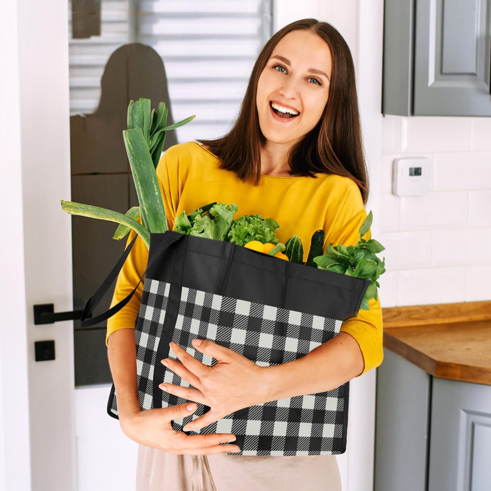 WISELIFE Bolsas de compras reutilizables para comestibles, paquete de 12 bolsas grandes plegables a granel, bolsas de productos ecológicos con mango largo para compras y ropa (cuadros C)