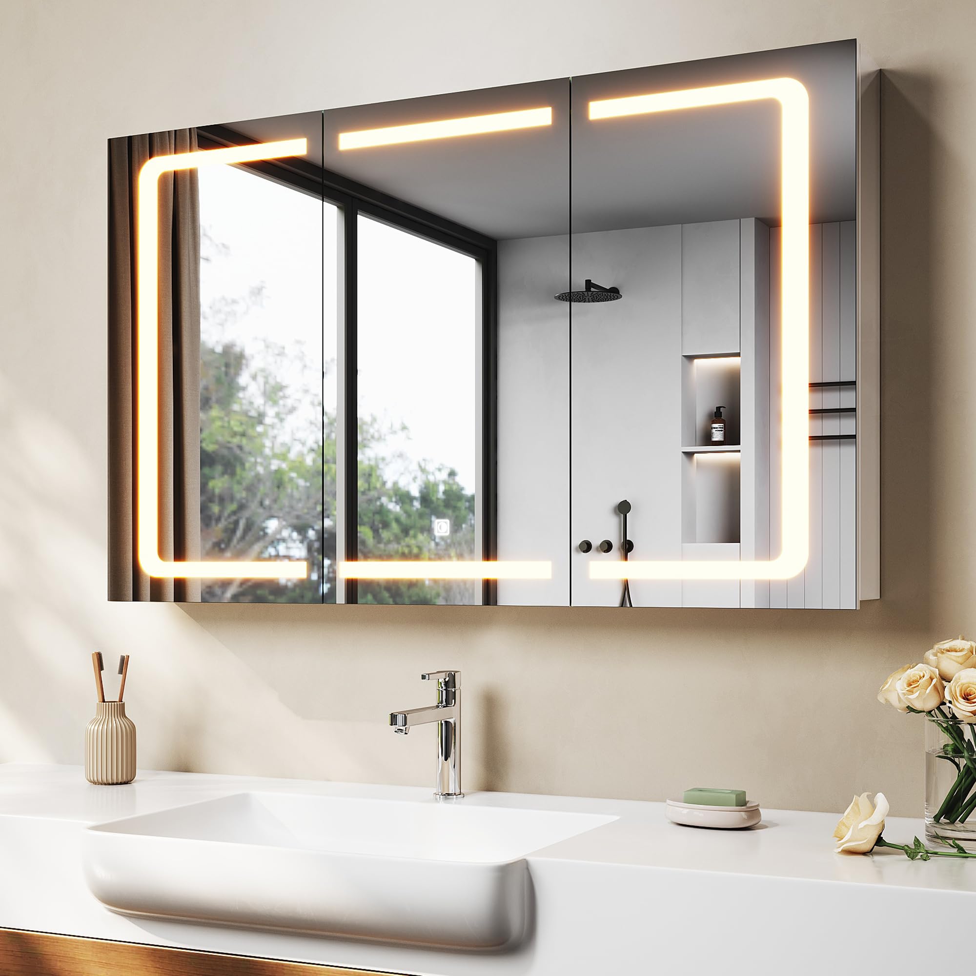 SONNI Łazienkowa szafka z lustrem LED, 105 x 65 cm, 3 drzwi, stal nierdzewna, szafka łazienkowa z lustrem z oświetleniem i gniazdkiem, bezstopniowe ściemnianie, przełącznik dotykowy, bezprzewodowa