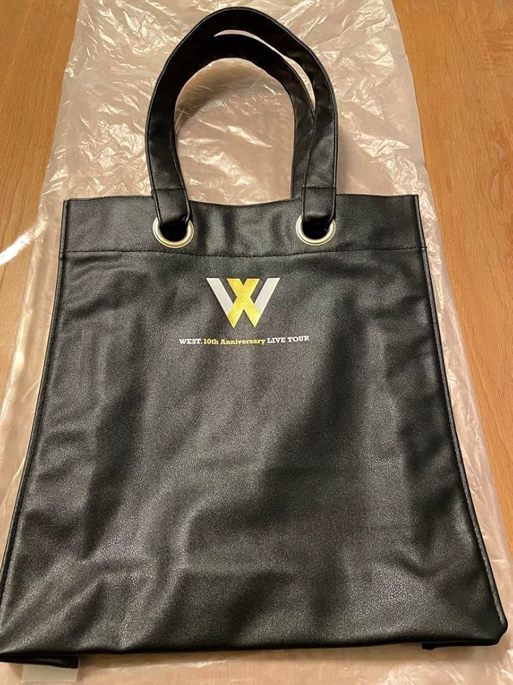 Amazon.co.jp: WEST. トートバッグ AWARD ツアーグッズ : おもちゃ