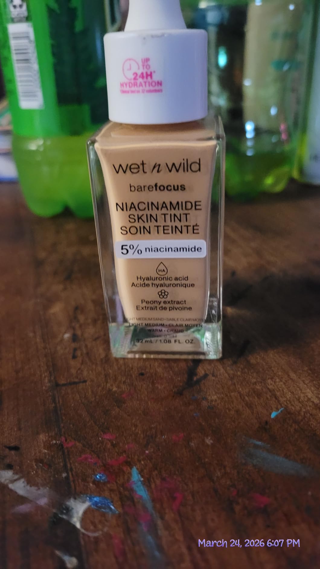 wet n wild Bare Focus Skin Tint, 5% Niacinamide Enriched, Buildable Sheer Lightweight Coverage, Natural Radiant Finish, Hyaluronic & Vitamin Hydration Boost, Cruelty-Free & Vegan - Natural Light