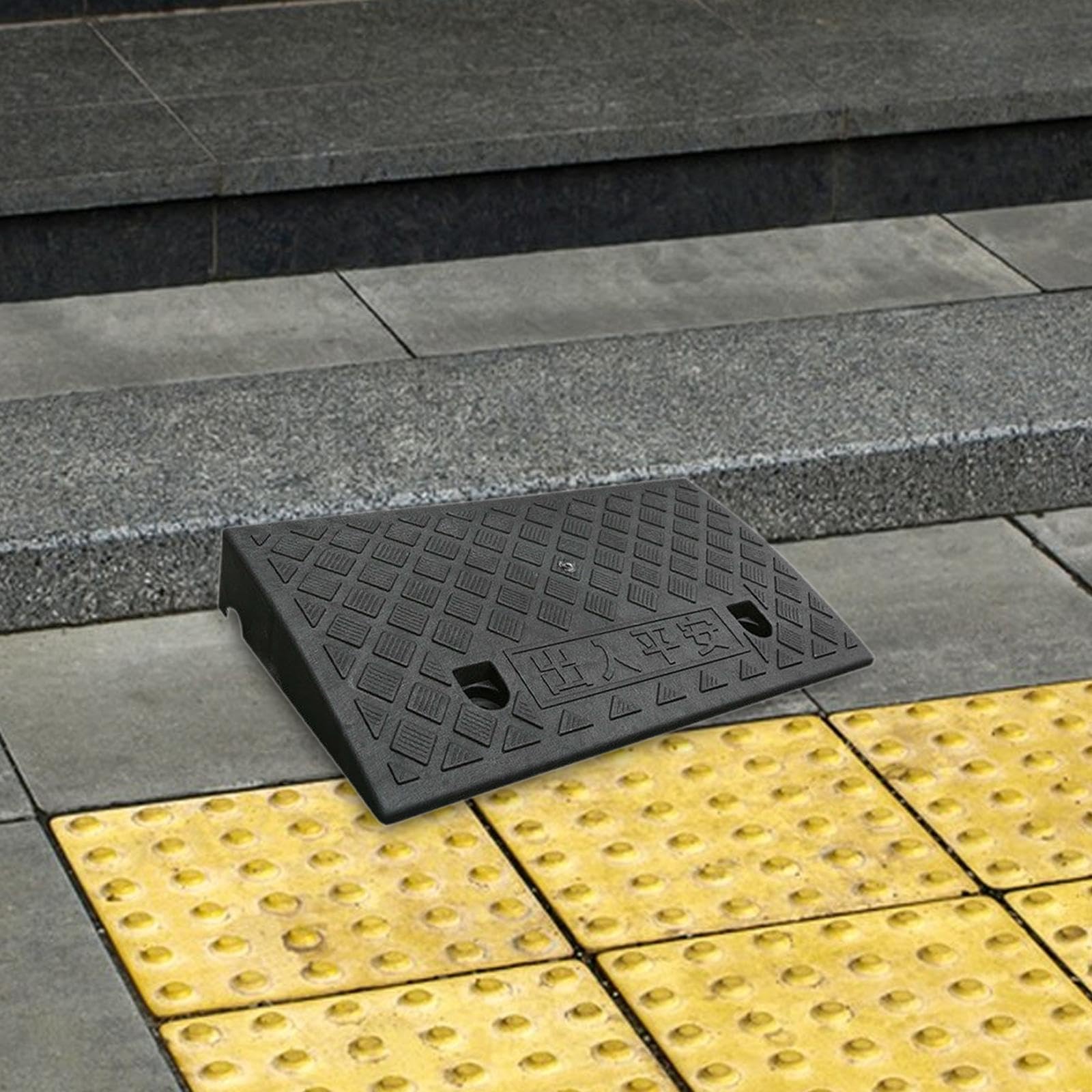 Oshhni Rampa de Almohadilla de pendiente en la carretera Almohadilla de rampa portátil de alta resistencia Rampa de de entrada para camiones Rvs, Alto 6cm Negro