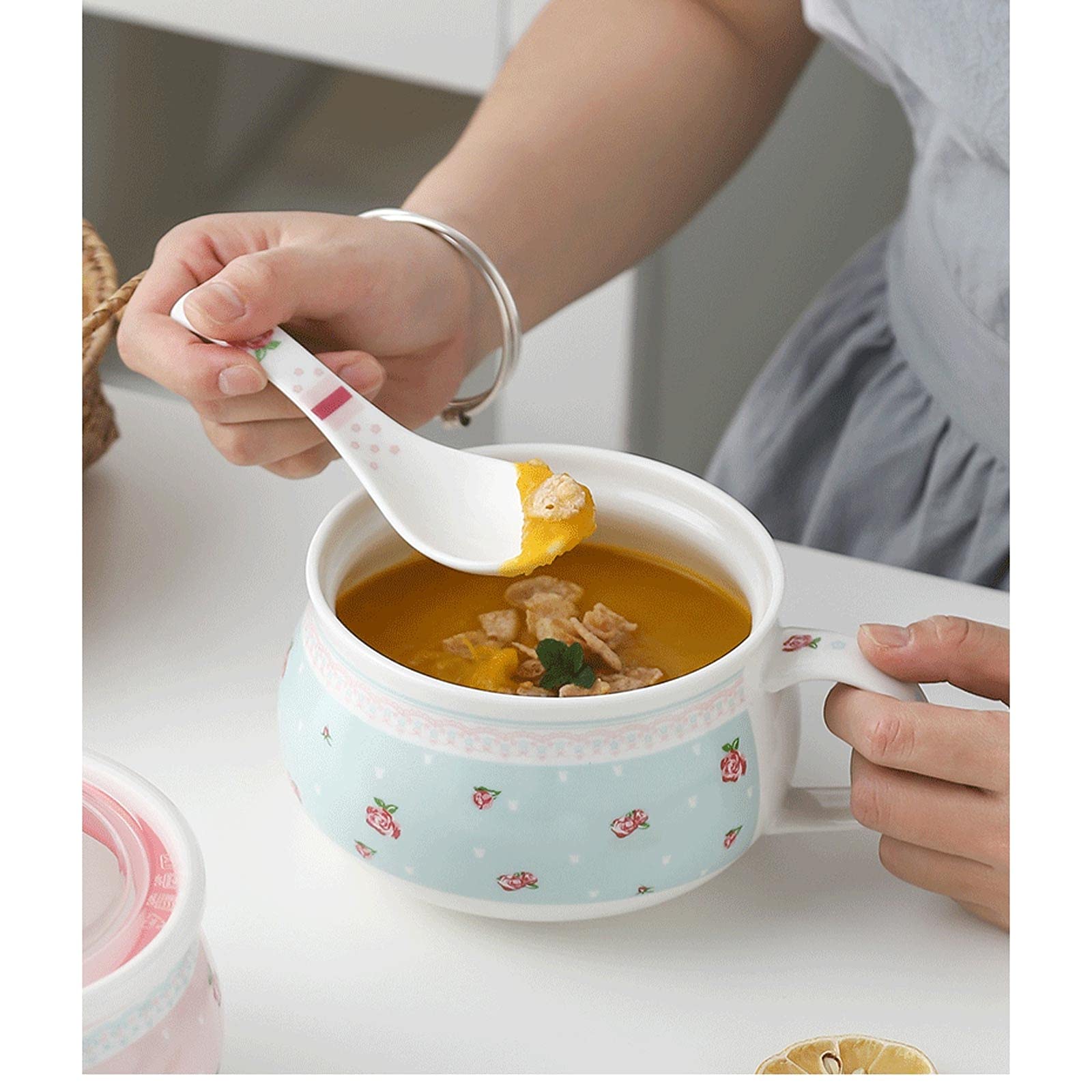 Suppenschalen Hohe Kapazitätssuppenschüsseln mit Griffen - Instant Nudelschale - für Tortilla-Suppe, Haferflocken, Getreide, Hühnerkuchen, Rindfleischeintopf, Chowder - Set von 4 Suppentassen
