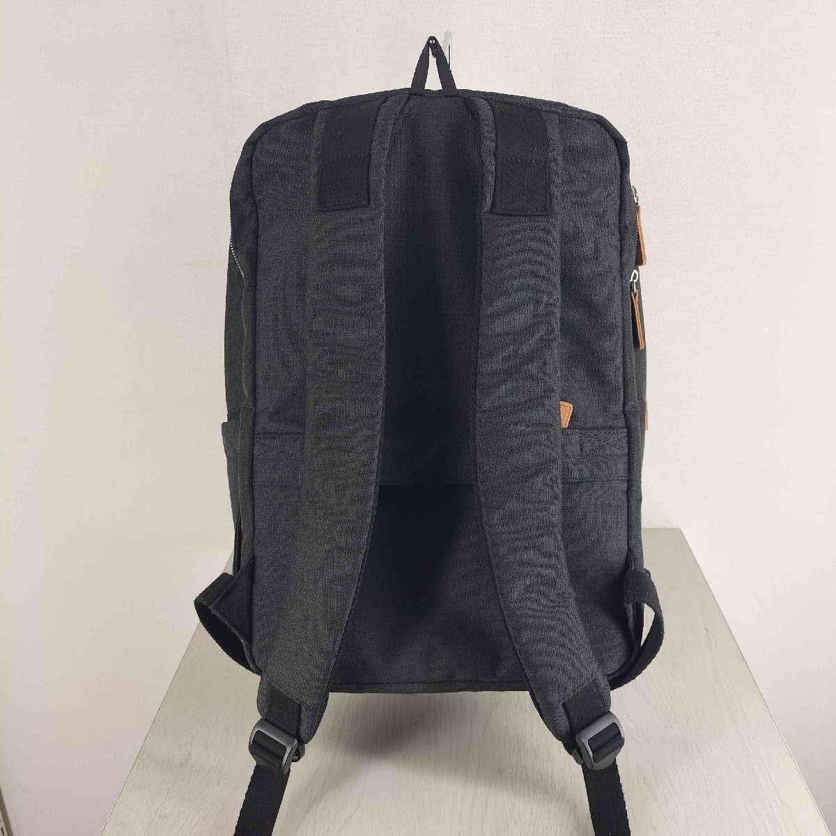 Nordace Siena 軽量デイリーリュック　グレー Nordace Siena 軽量デイリーリュックをレビュー！クチコミ・評判