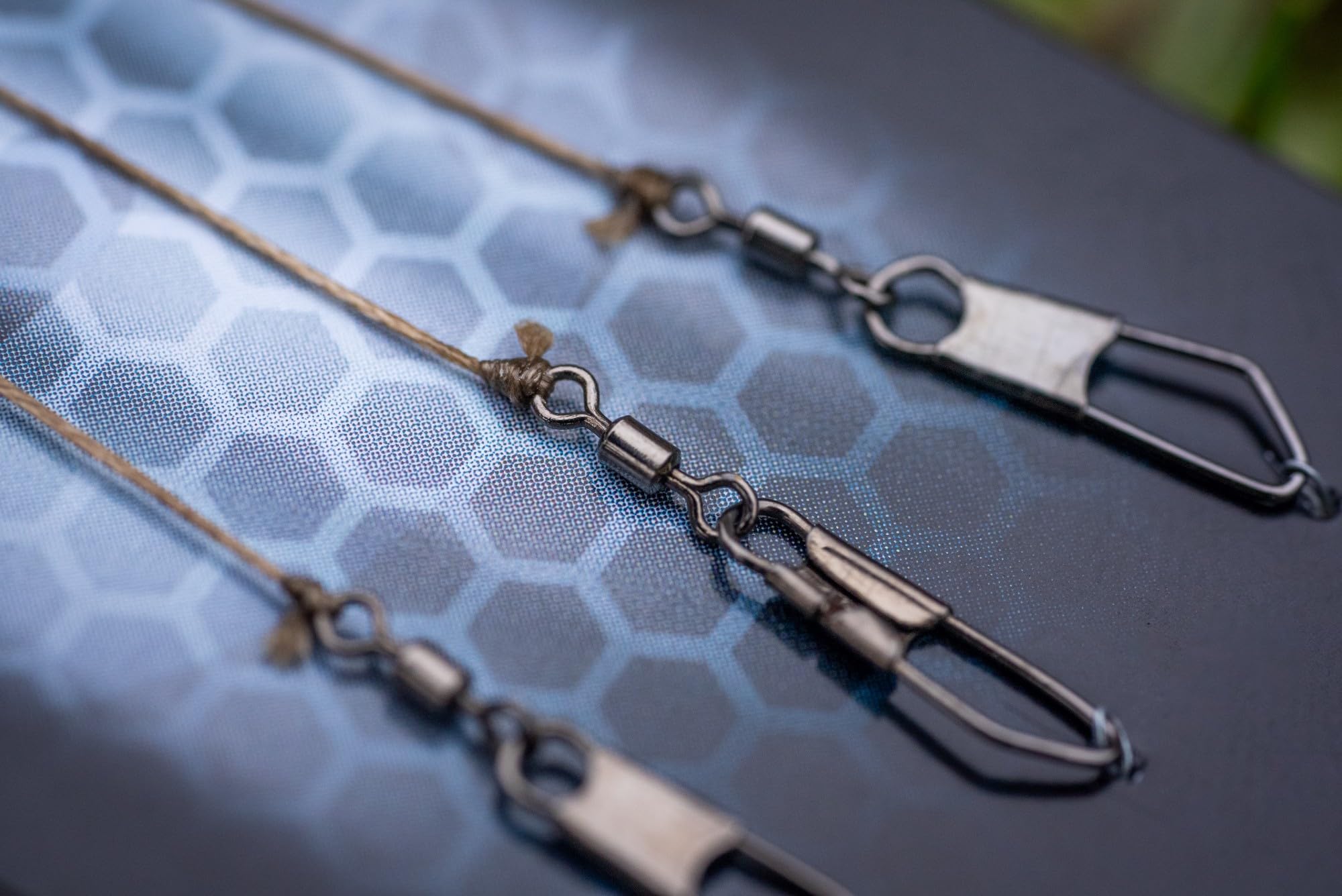 Guru - Feeder Link Anti Tangle Running Feeder Link, Ultra Supple Braid for Bite Detection, Micro Diamond Eye Swivel and Snap Link Swivel, 2.25 Inch Length, Pack of 3