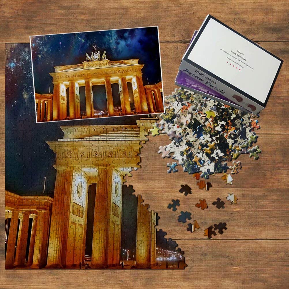 Puerta De Brandeburgo: Un Icono De La Paz En Alemania