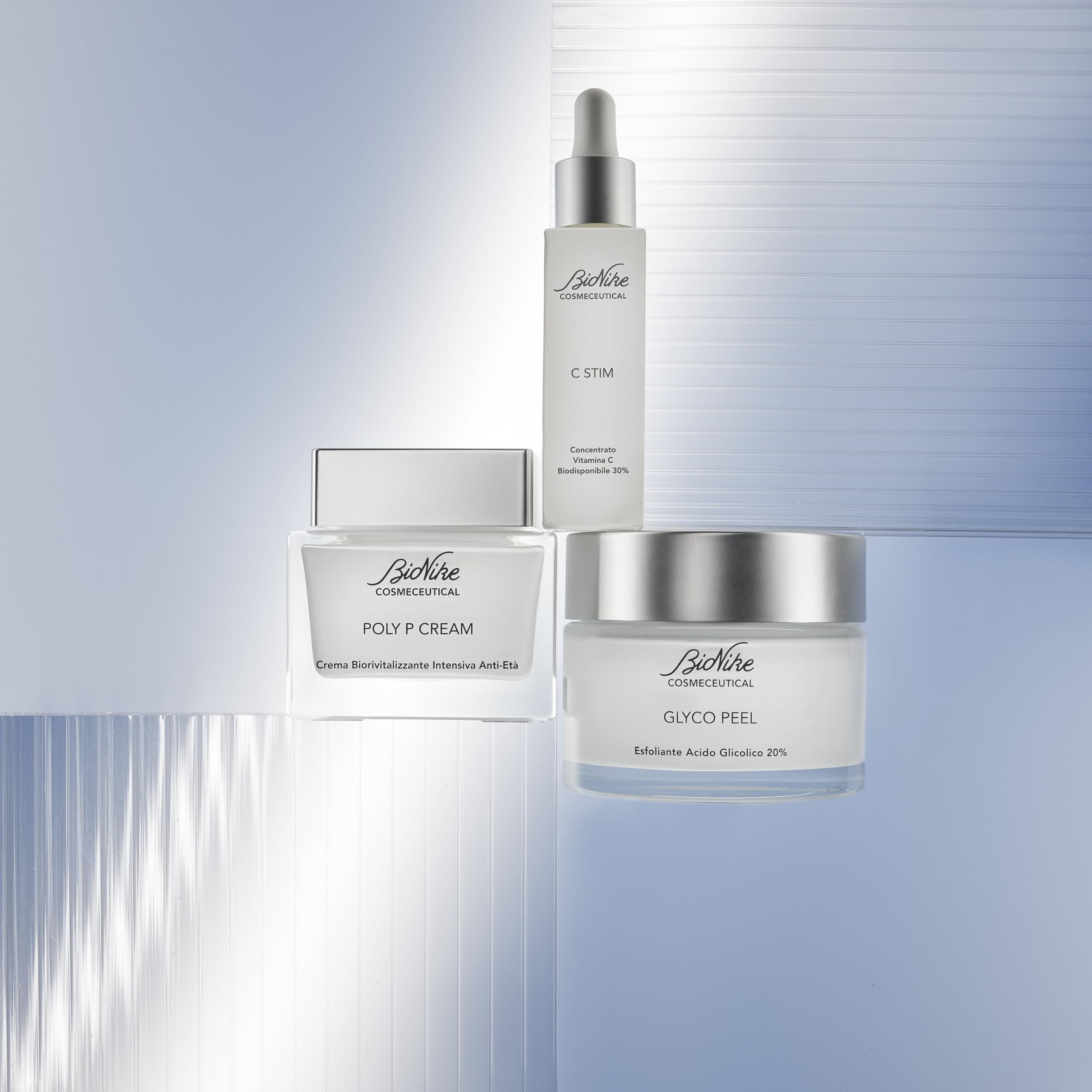 Bionike Cosmeceutical - C Stim Siero Viso Vitamina C ad Azione Antiossidante, Distende le Rughe e Uniforma e Illumina l'Incarnato, Dona una Pelle Levigata e Rivitalizzata, 30 ml