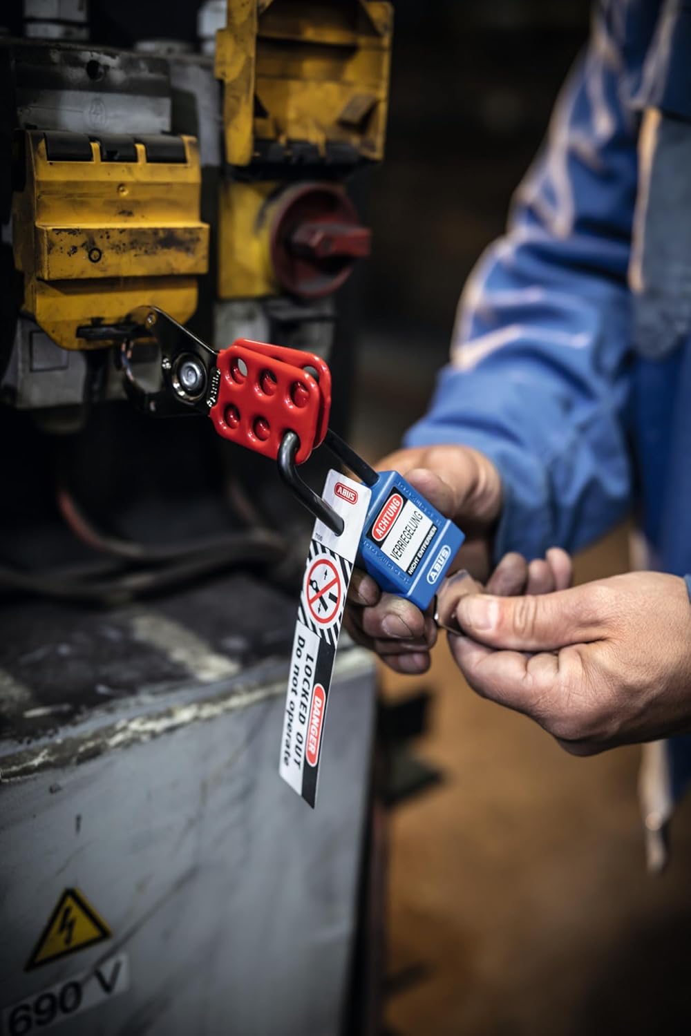 ABUS 701R Lock Off Hasp - Red