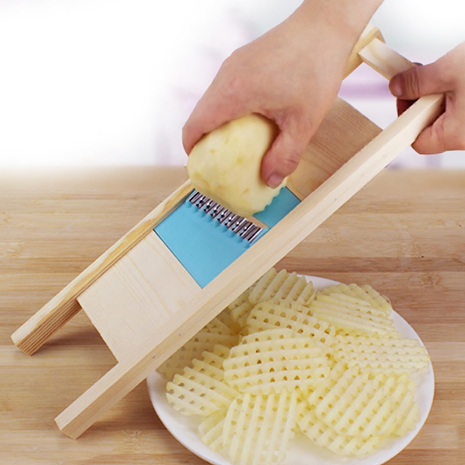 Crinkle Cutter,Stainless Steel Wavy Blade Chips Cutter,Potato Chipper,Handheld Chipper Chopper for Potatoes Fruit, Vegetable
