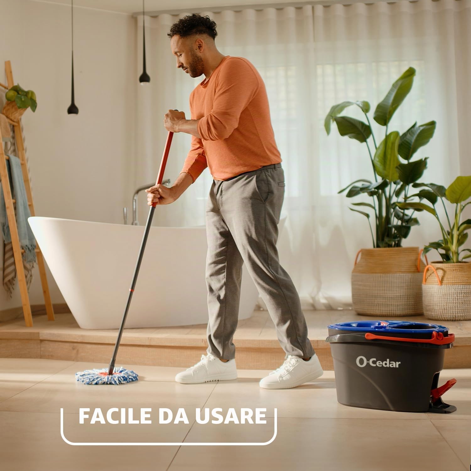 O-Cedar EasyWring - Sistema di pulizia pavimenti in microfibra, mocio e secchio Rinseclean Spin + 2 ricariche extra, RC + 2 ricariche